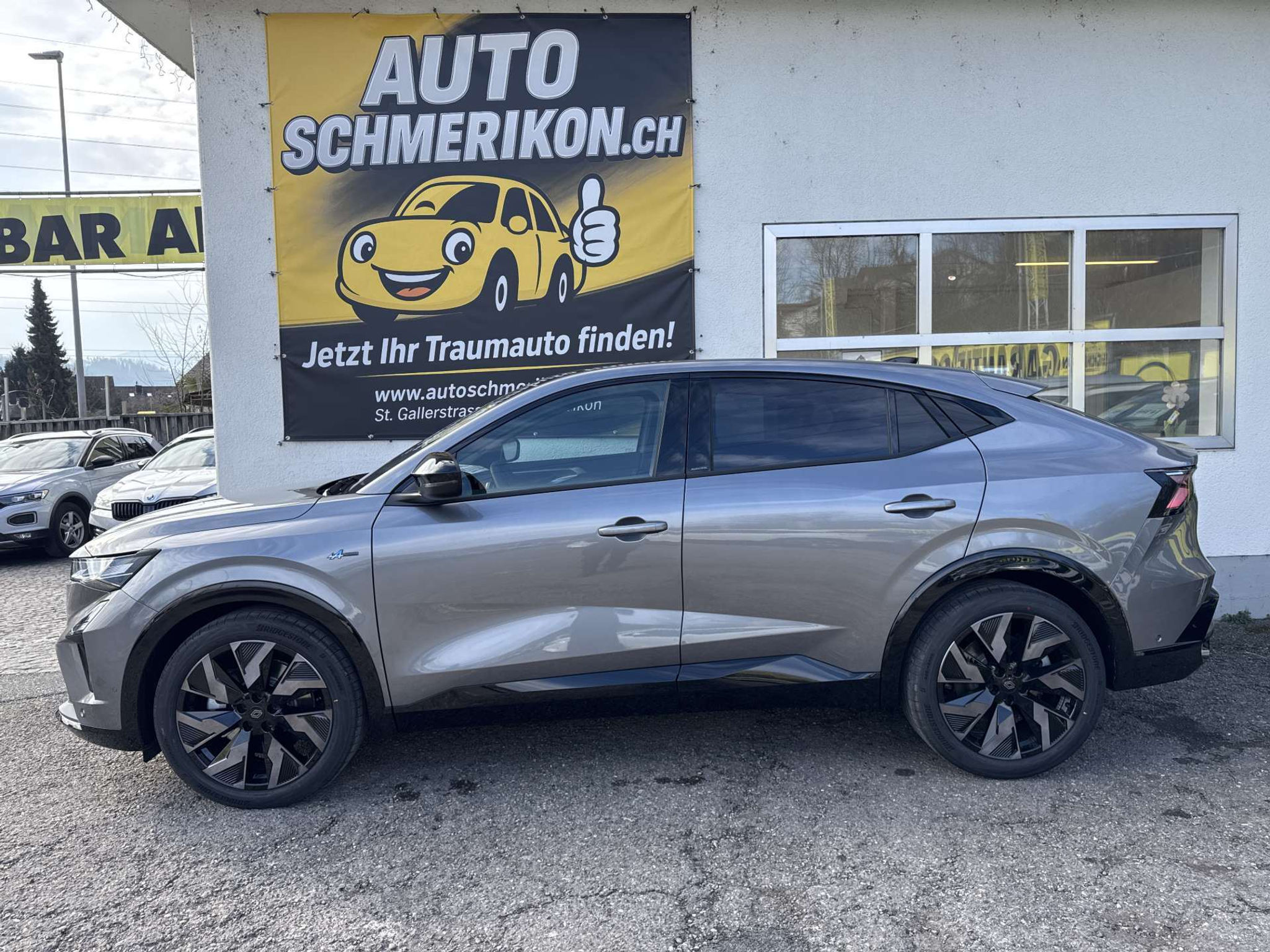 listing desktop thumbnail image 4