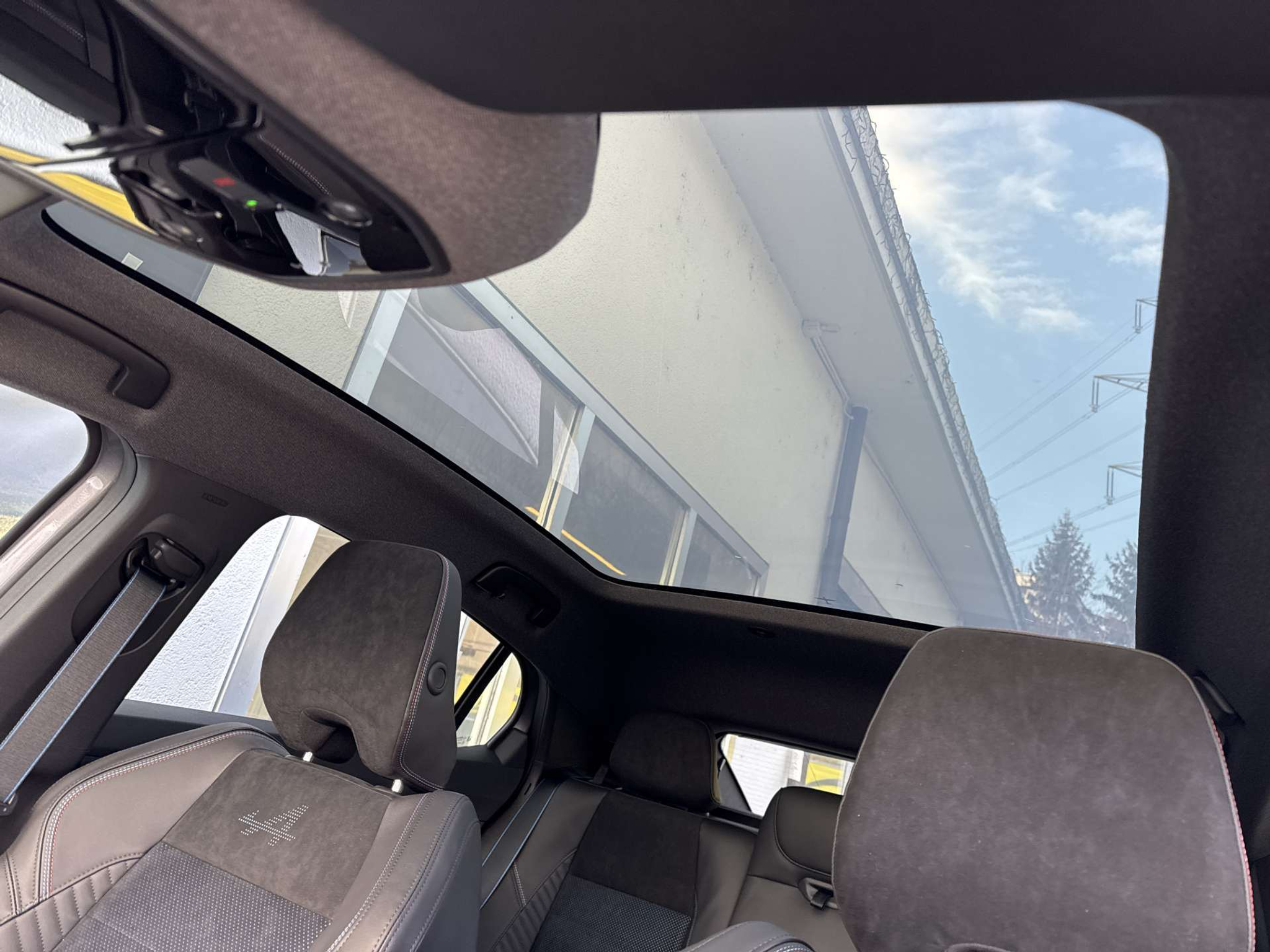 listing desktop thumbnail image 13