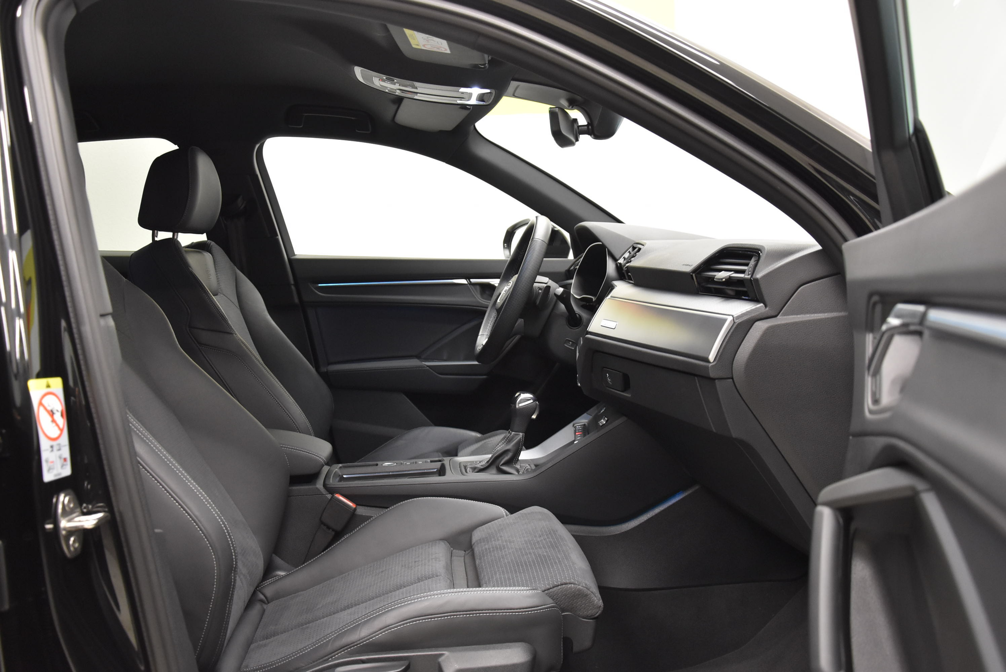 listing desktop thumbnail image 3