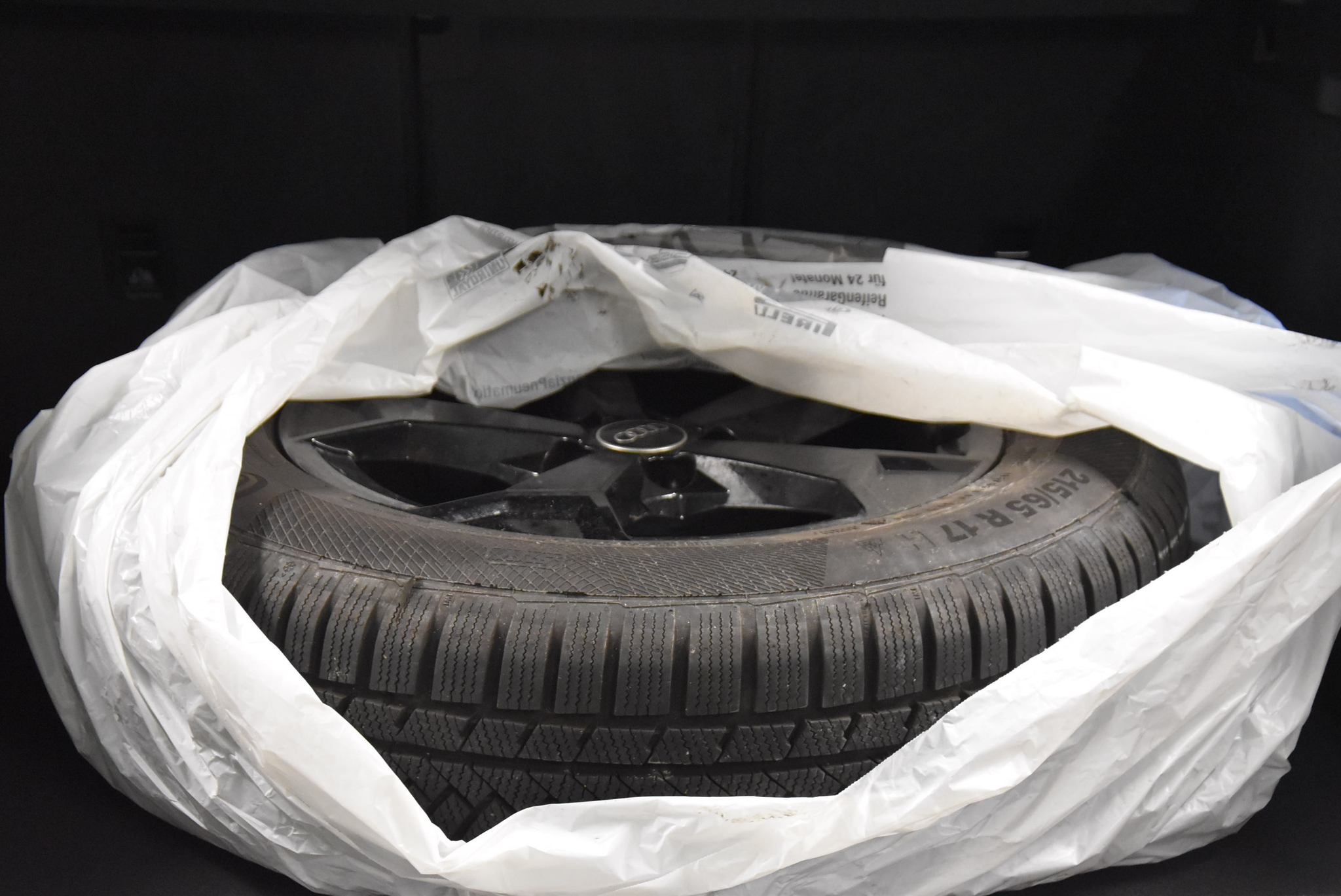 listing desktop thumbnail image 7