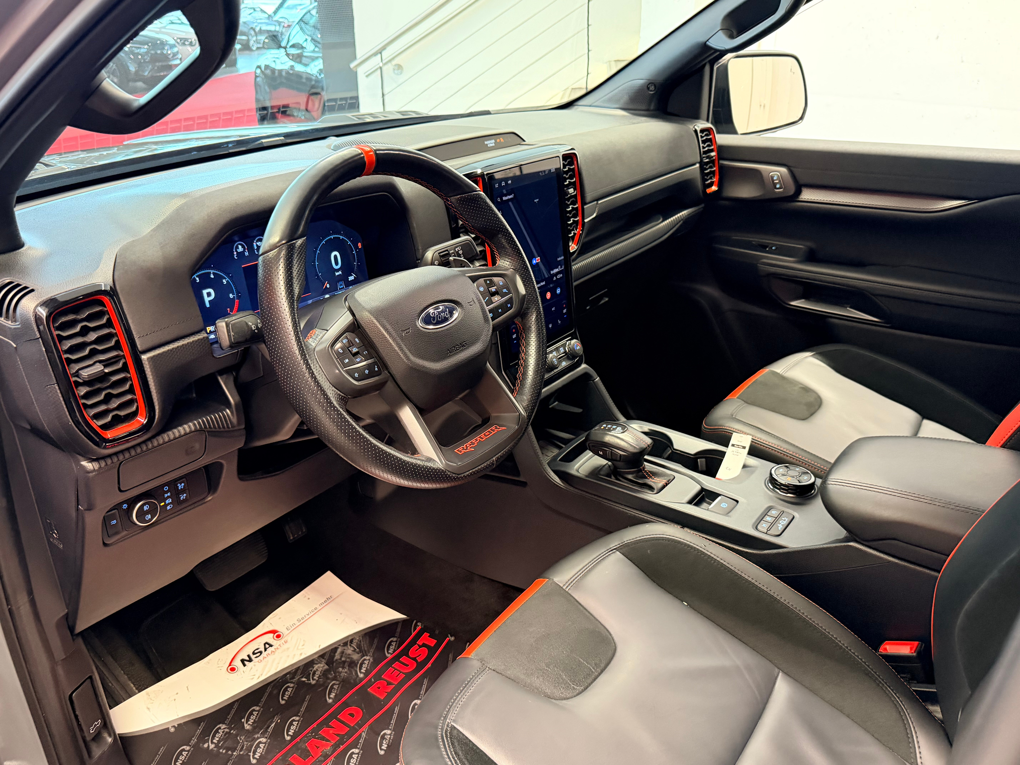 listing desktop thumbnail image 6