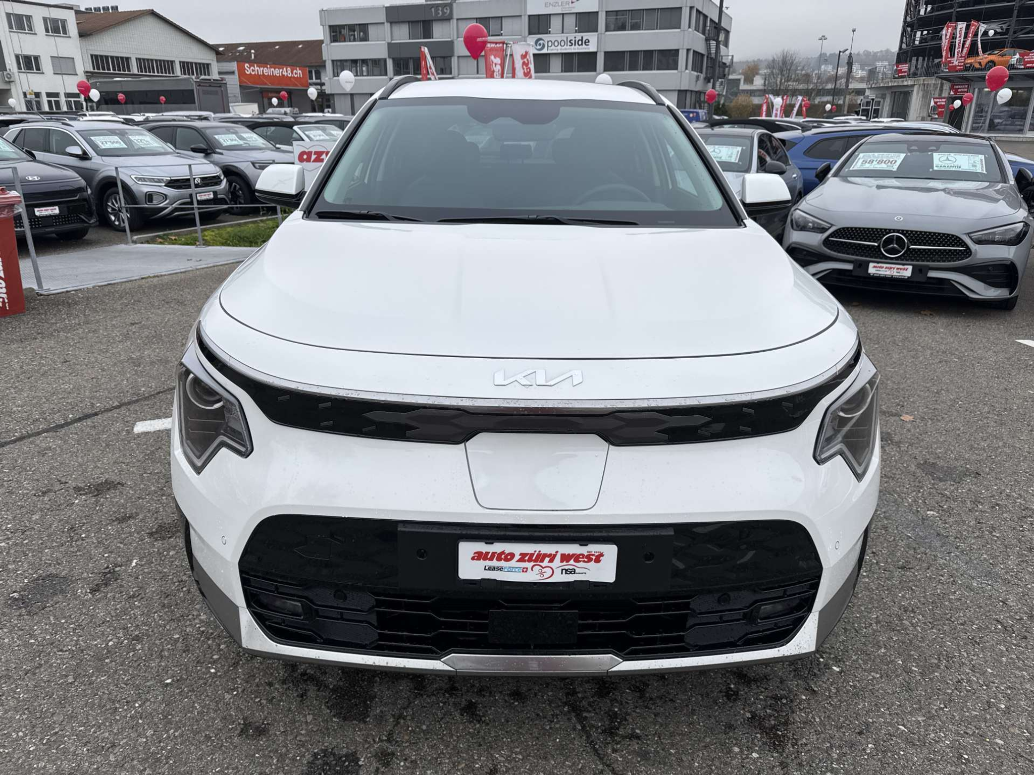 listing desktop thumbnail image 13