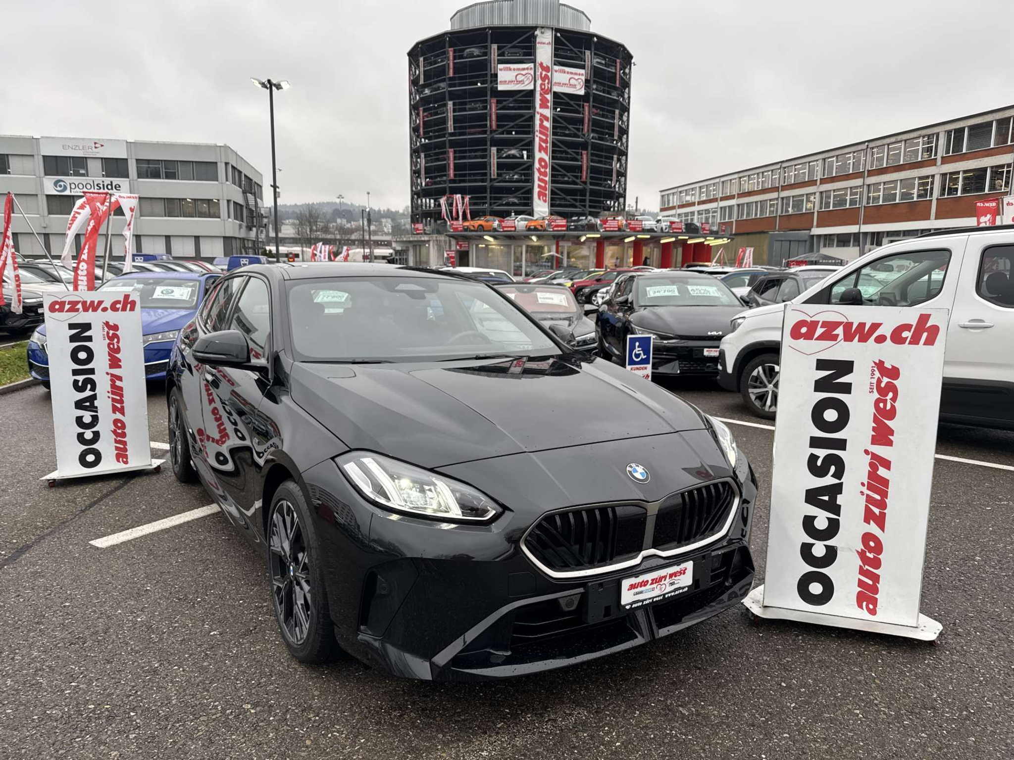 listing desktop thumbnail image 0