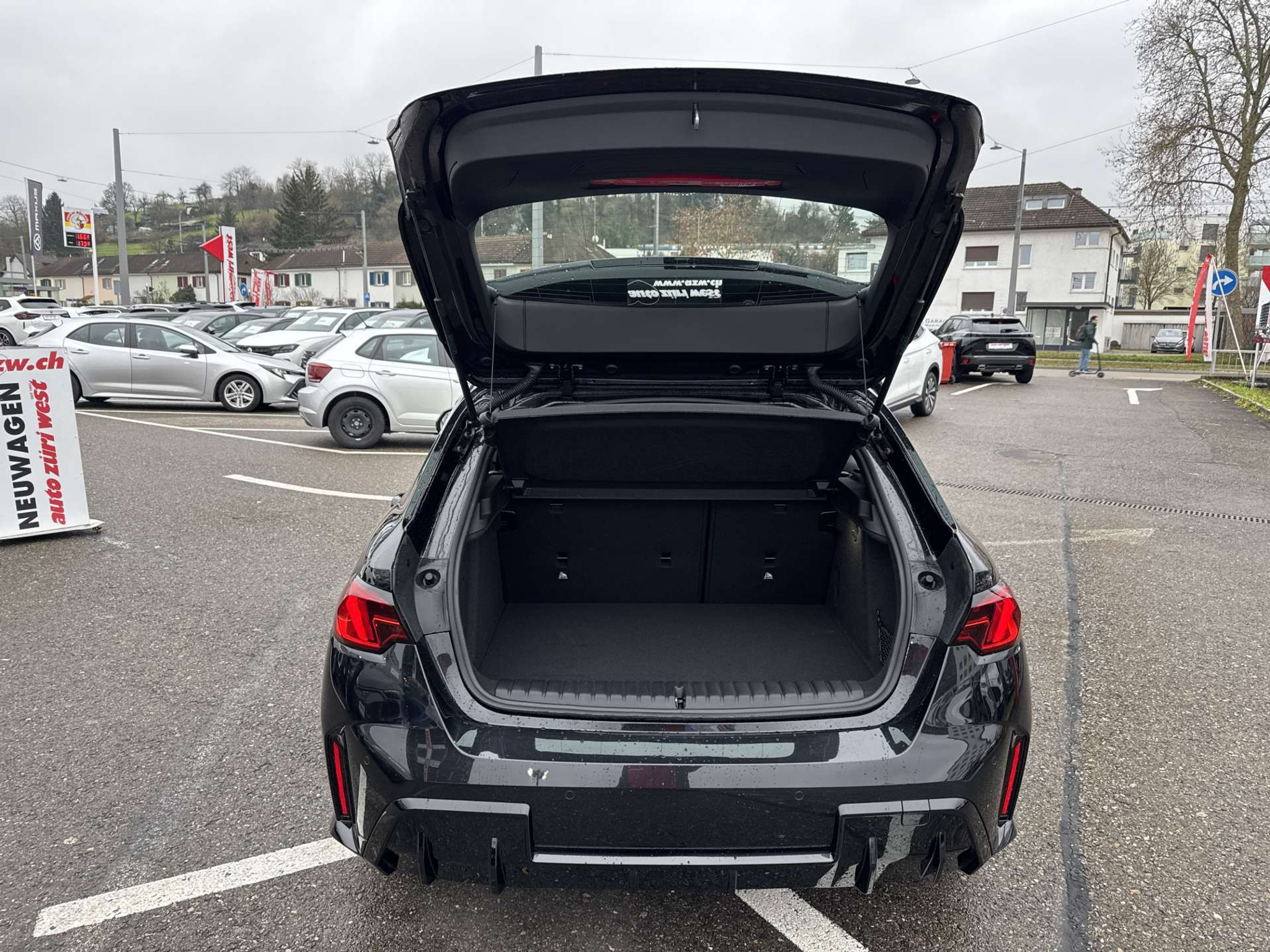 listing desktop thumbnail image 7