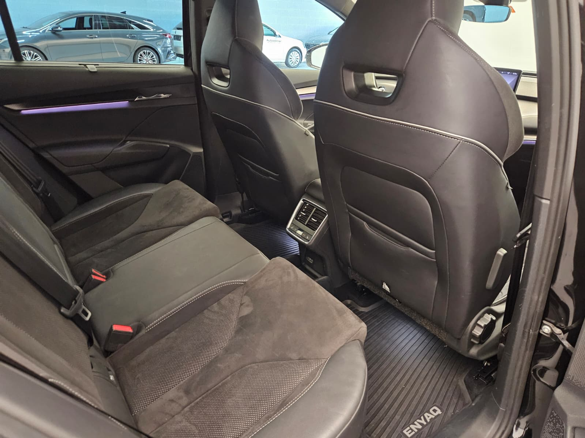 listing desktop thumbnail image 13