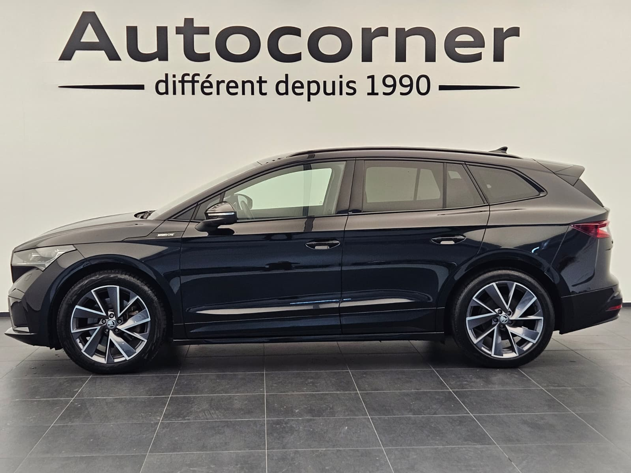 listing desktop thumbnail image 1