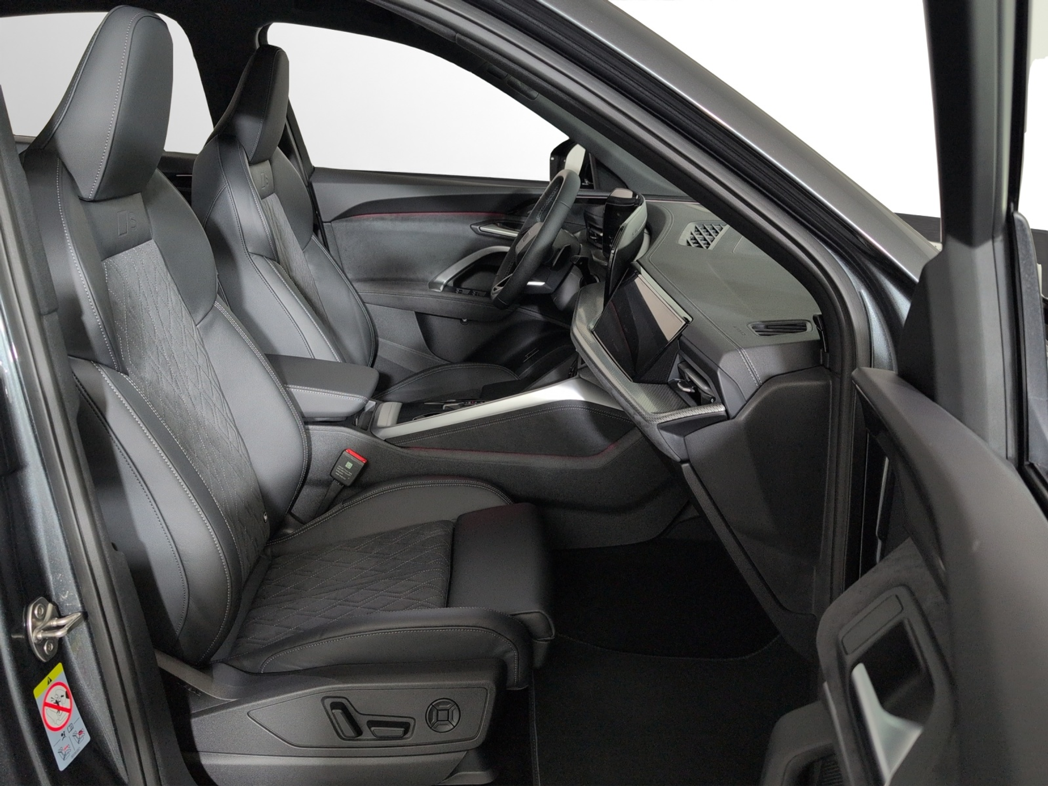 listing desktop thumbnail image 5