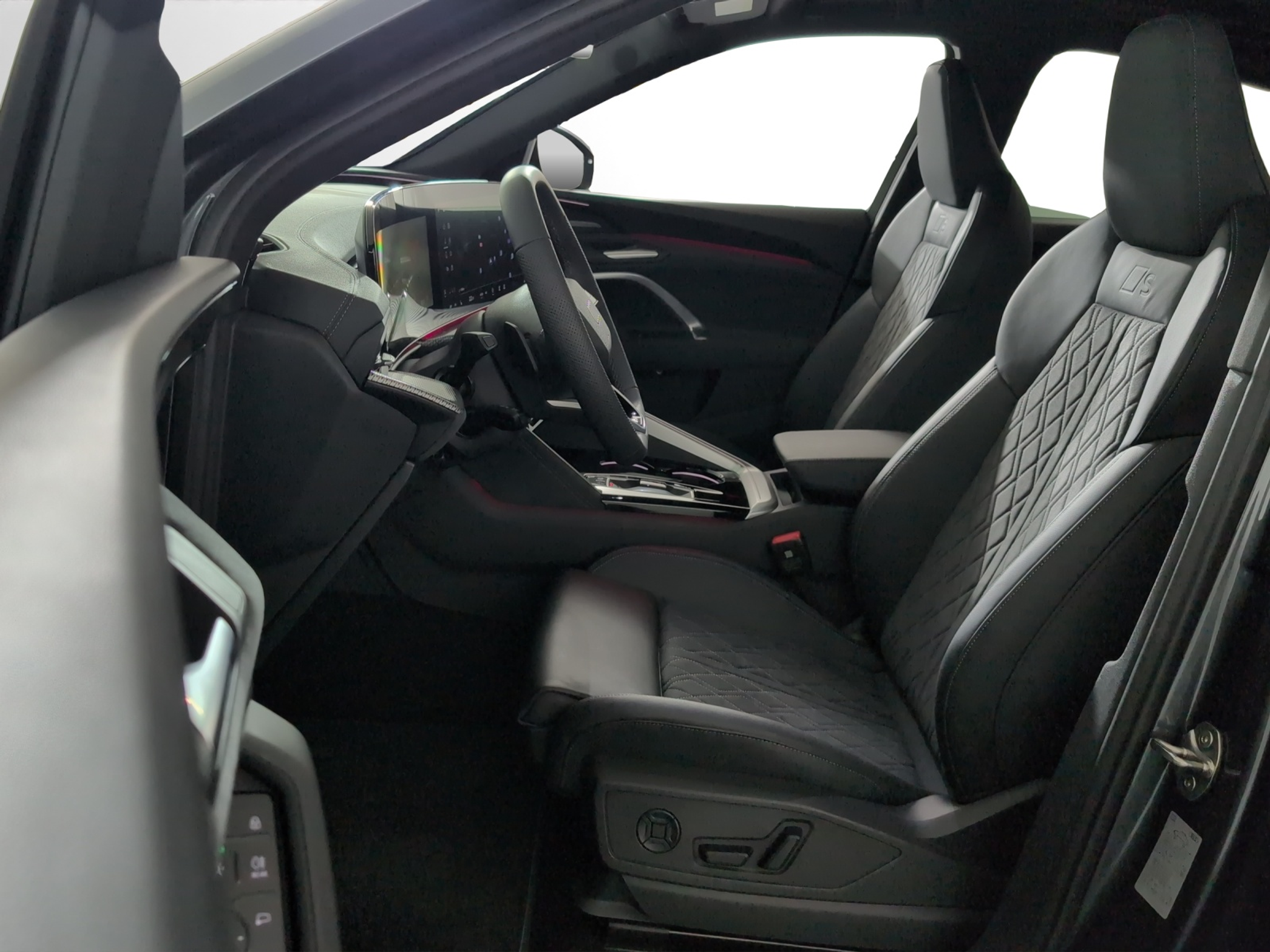 listing desktop thumbnail image 4