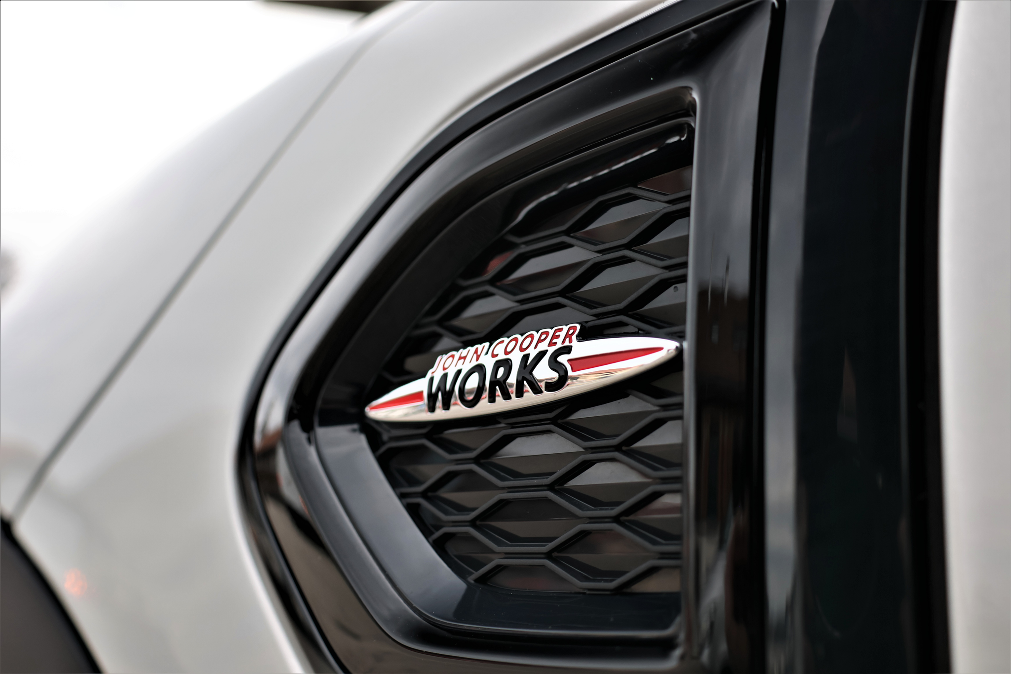 listing desktop thumbnail image 7