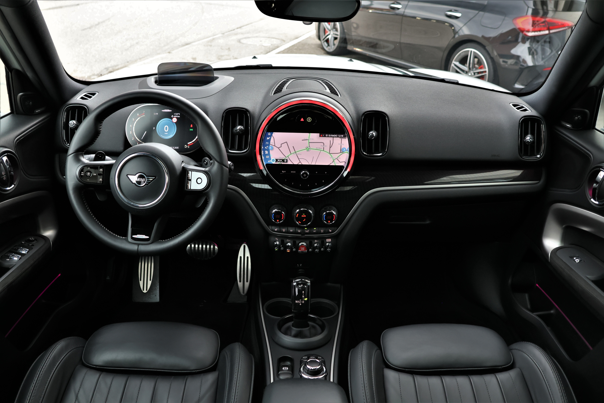 listing desktop thumbnail image 15