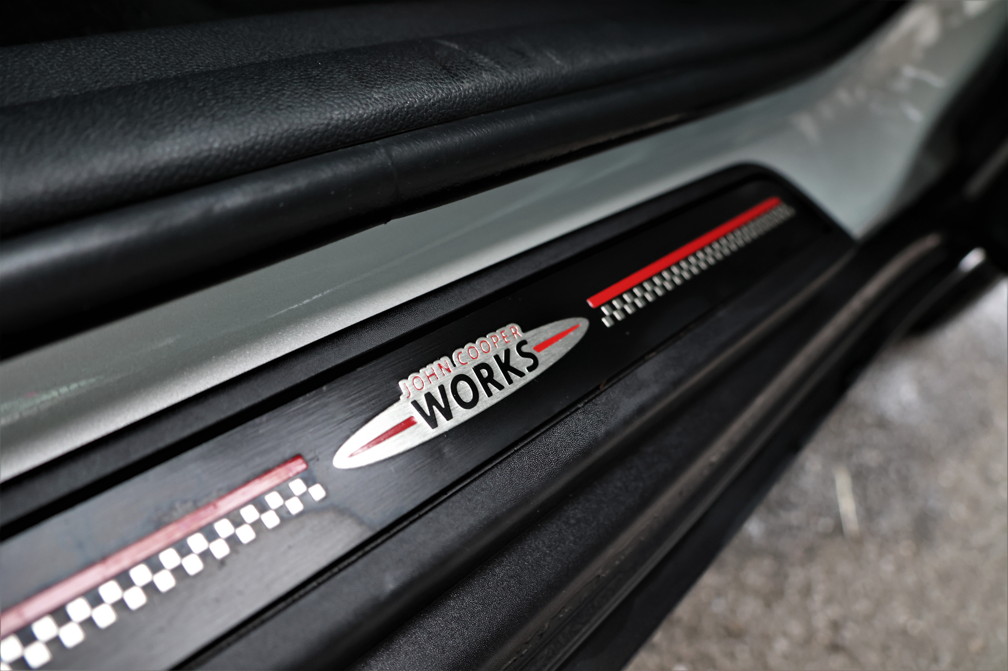 listing desktop thumbnail image 19