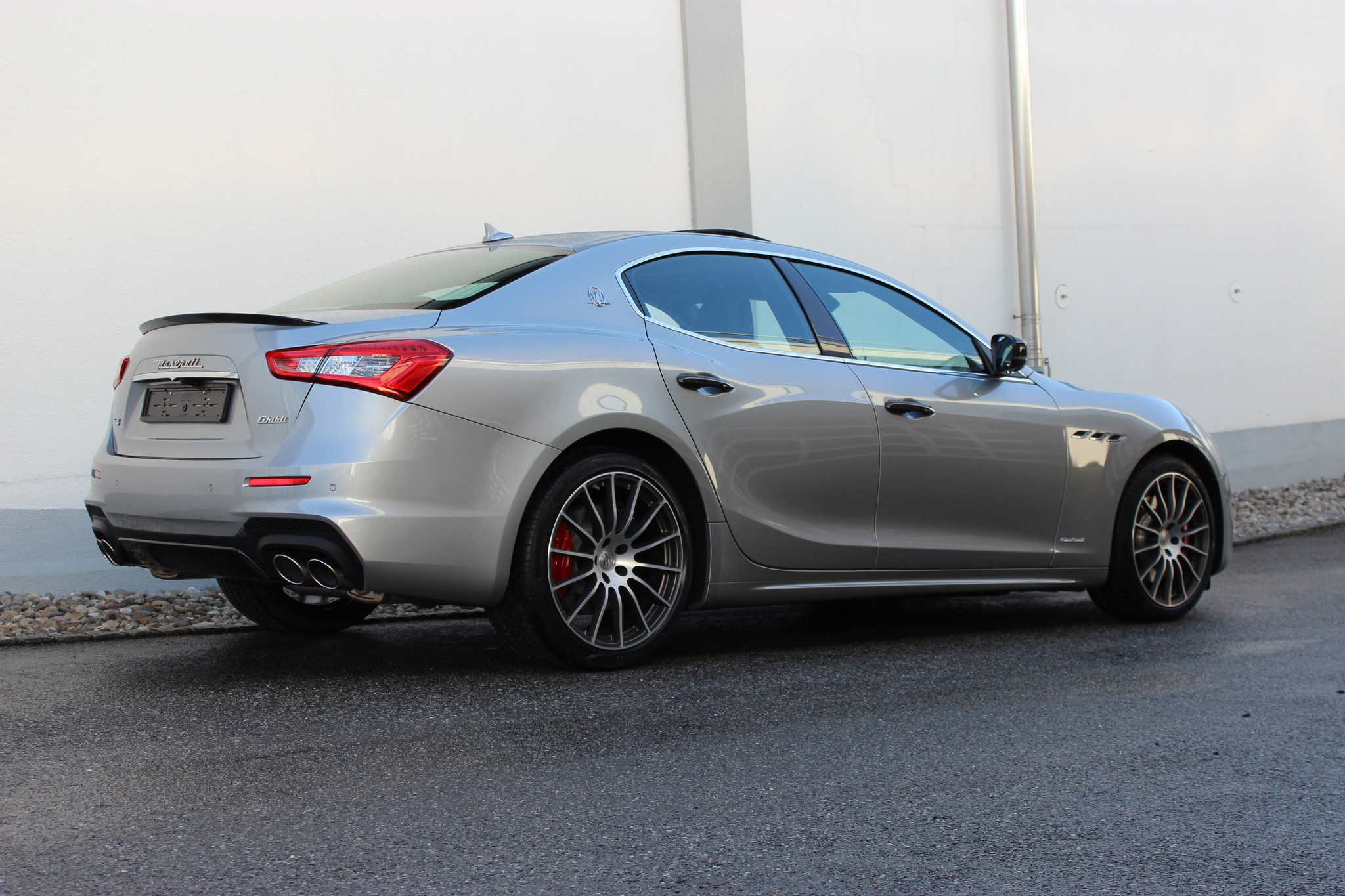 listing desktop thumbnail image 2