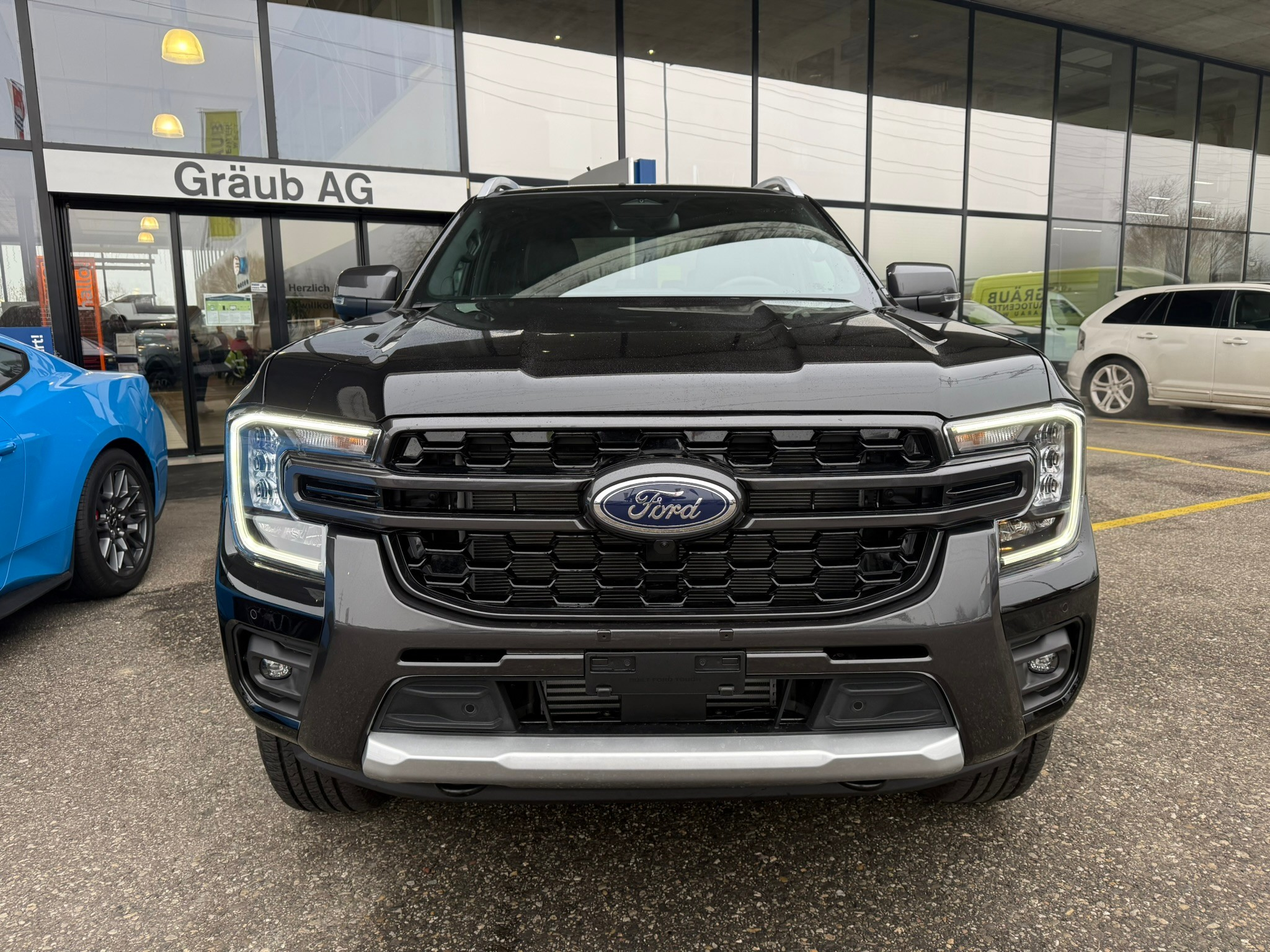 listing desktop thumbnail image 1