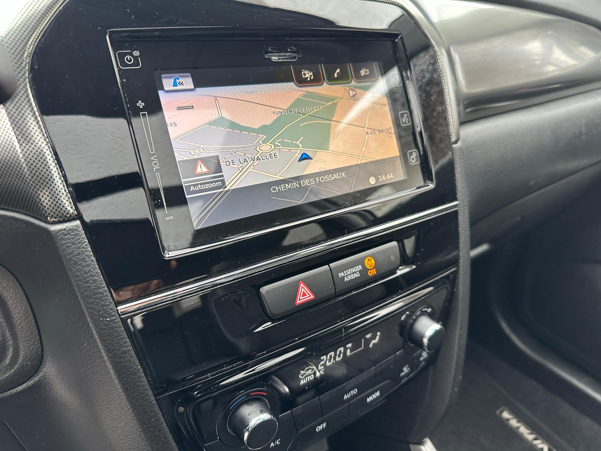 listing desktop thumbnail image 12