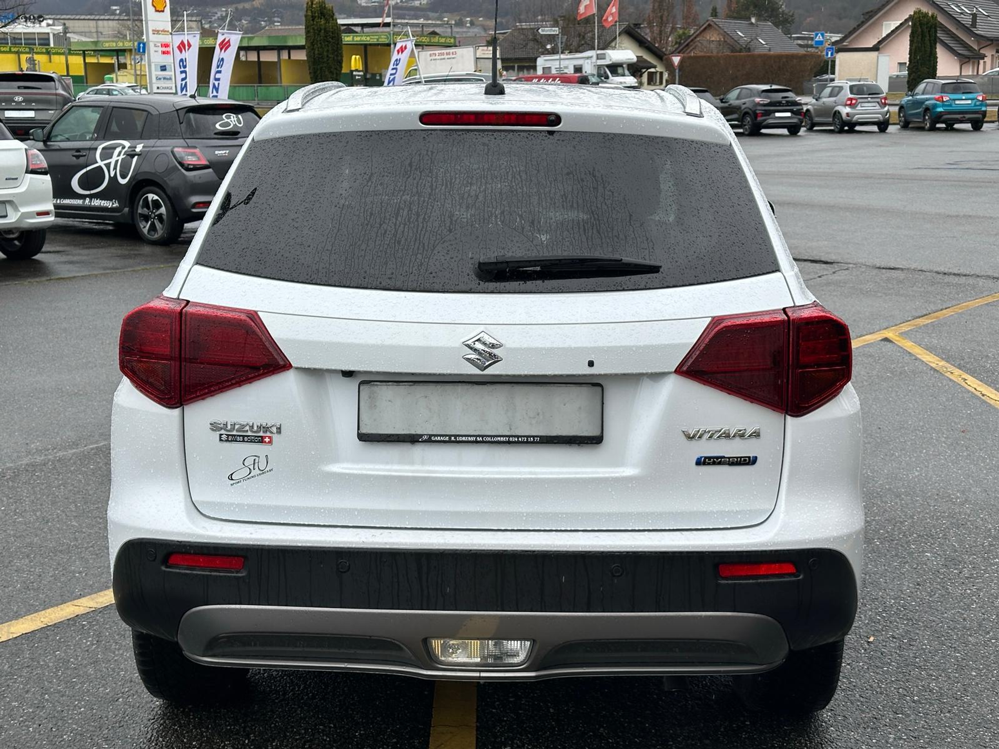 listing desktop thumbnail image 3