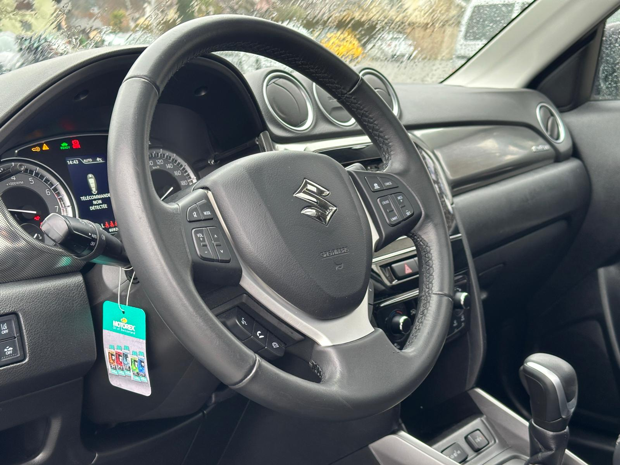 listing desktop thumbnail image 11