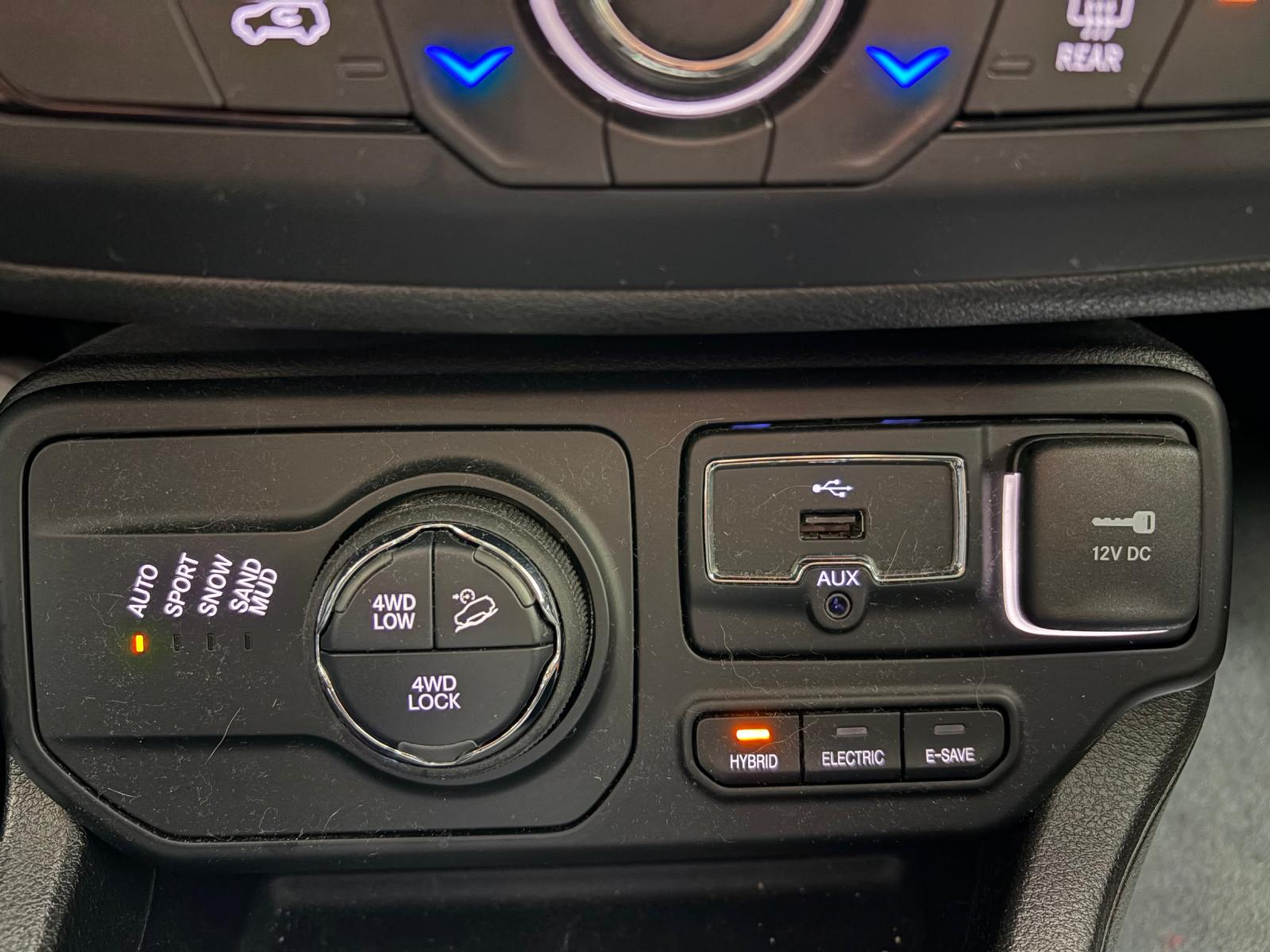 listing desktop thumbnail image 25