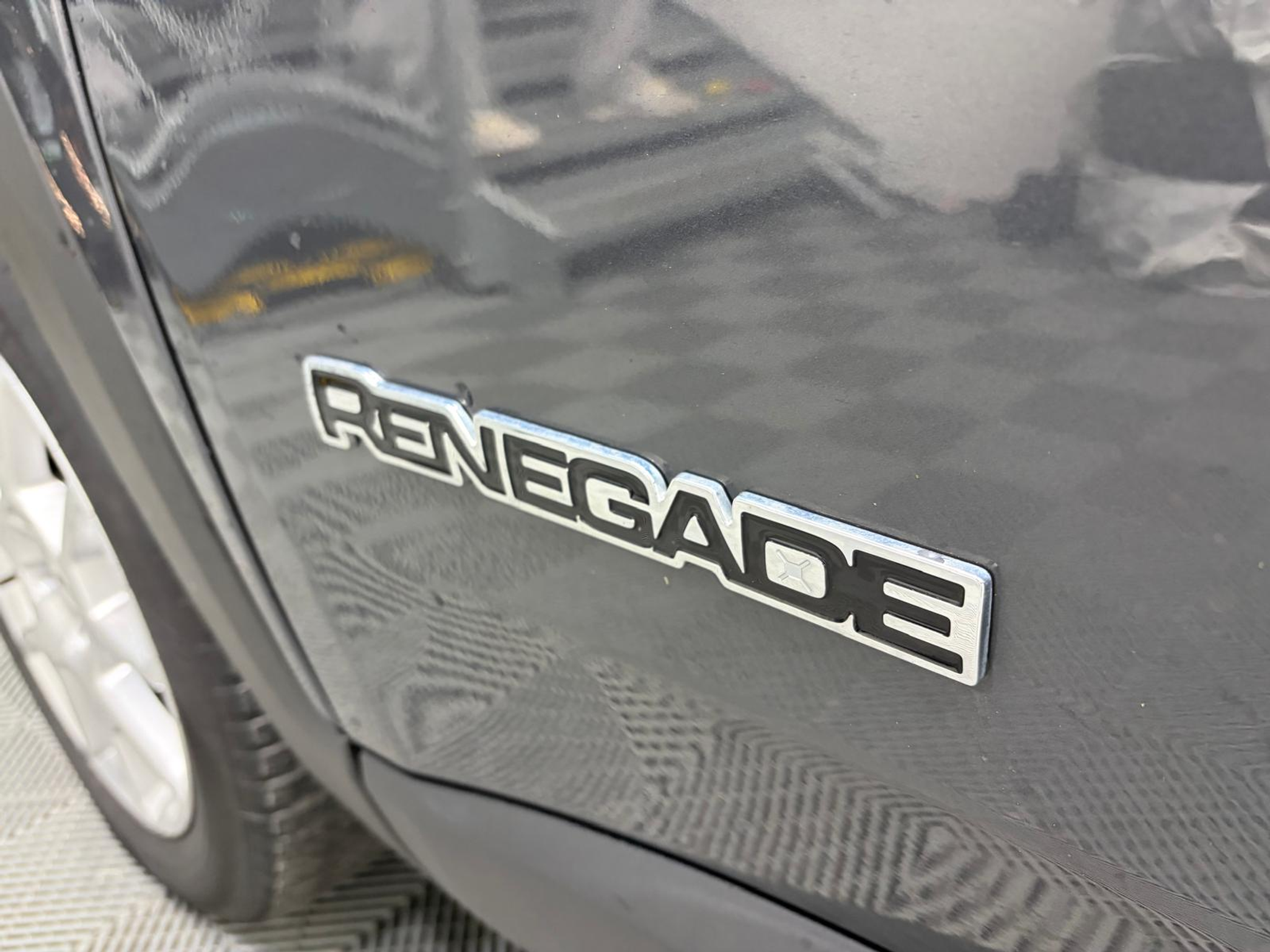 listing desktop thumbnail image 10