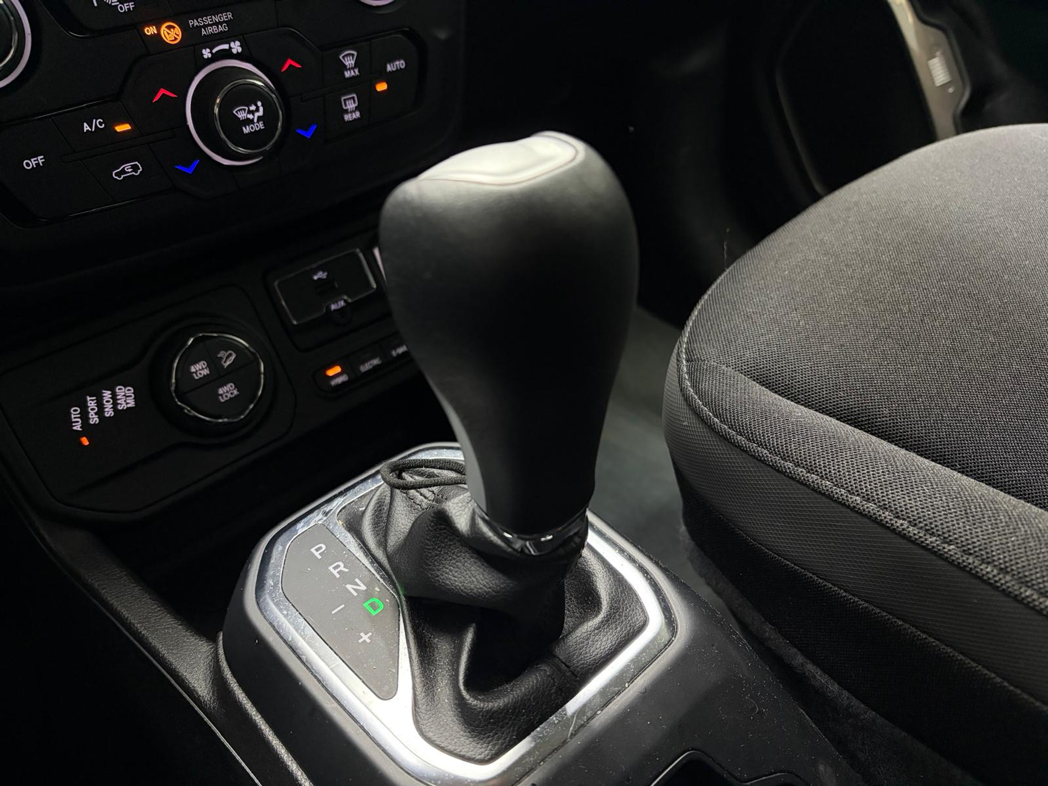 listing desktop thumbnail image 26