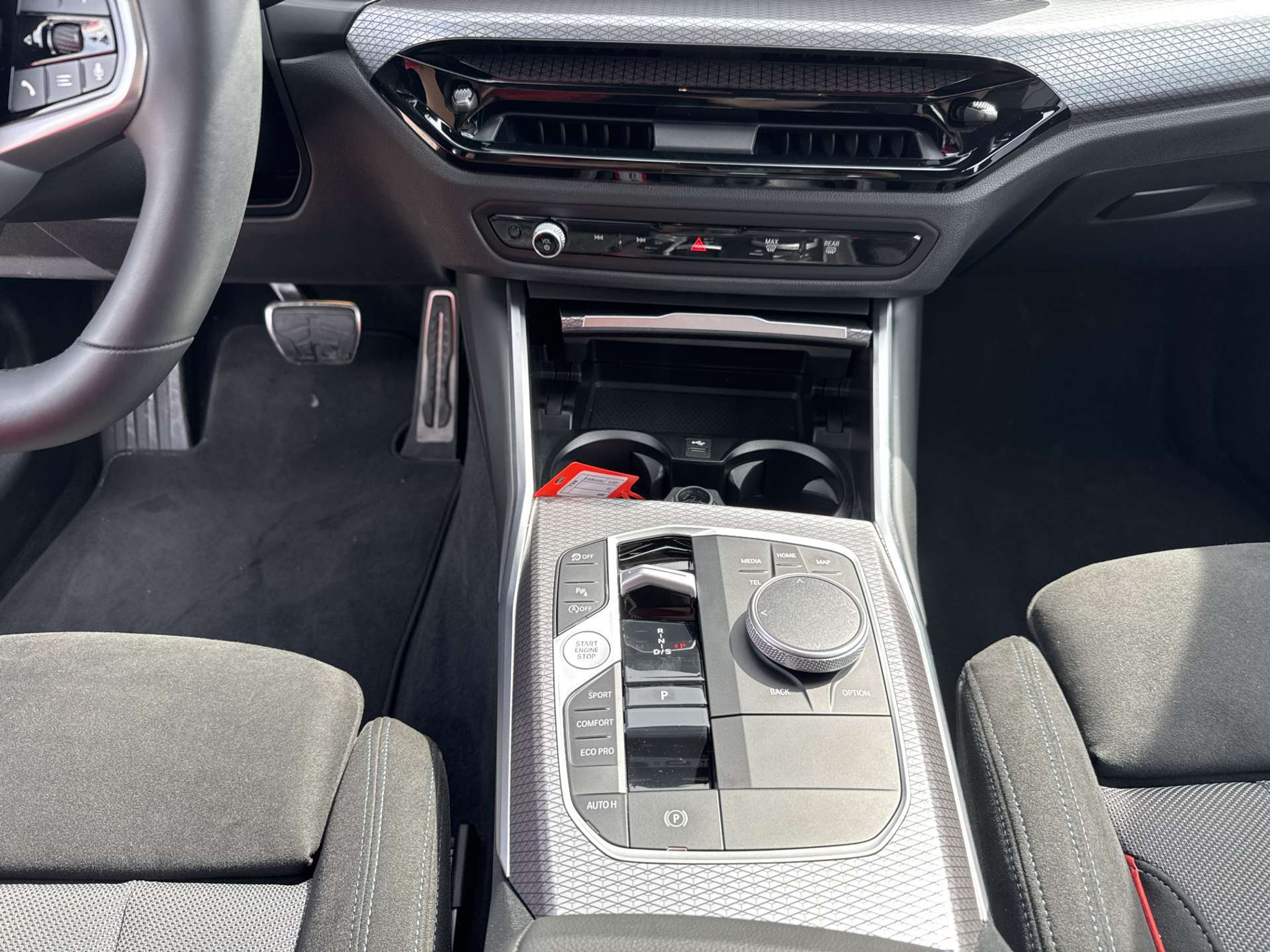 listing desktop thumbnail image 11