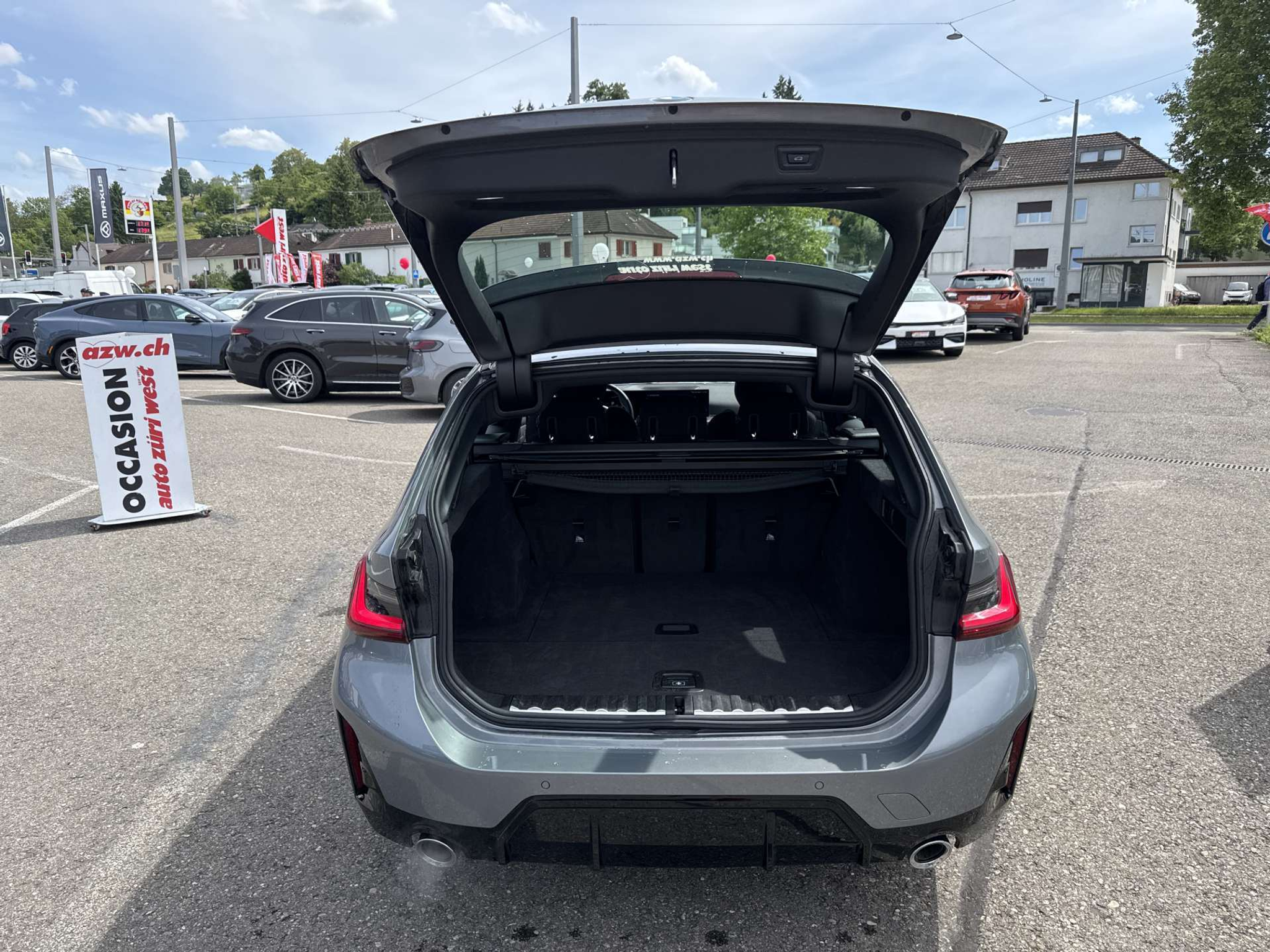 listing desktop thumbnail image 7