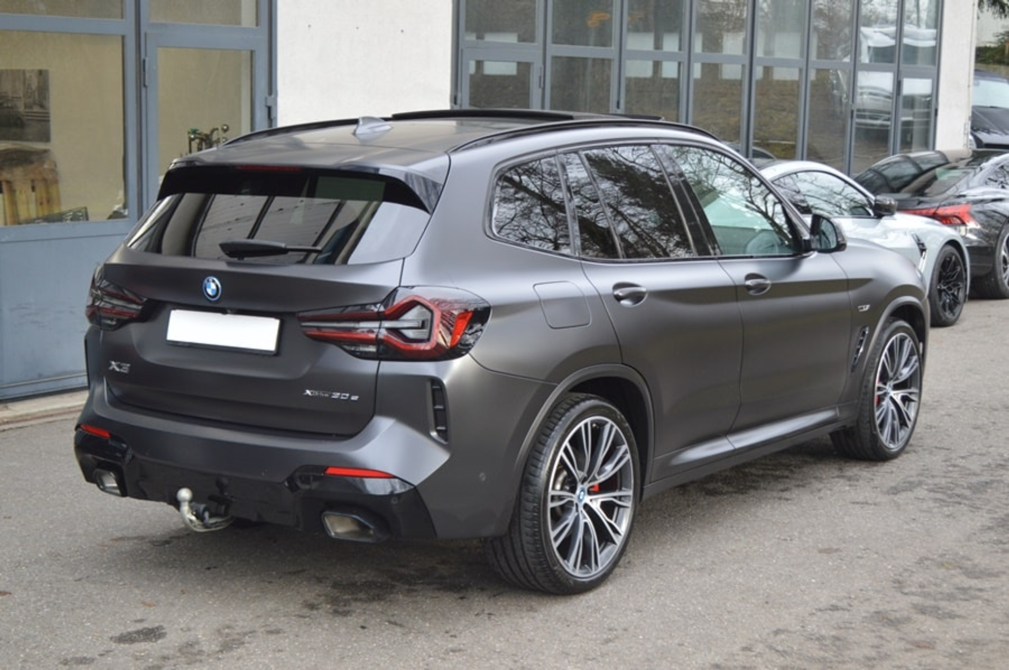 listing desktop thumbnail image 14