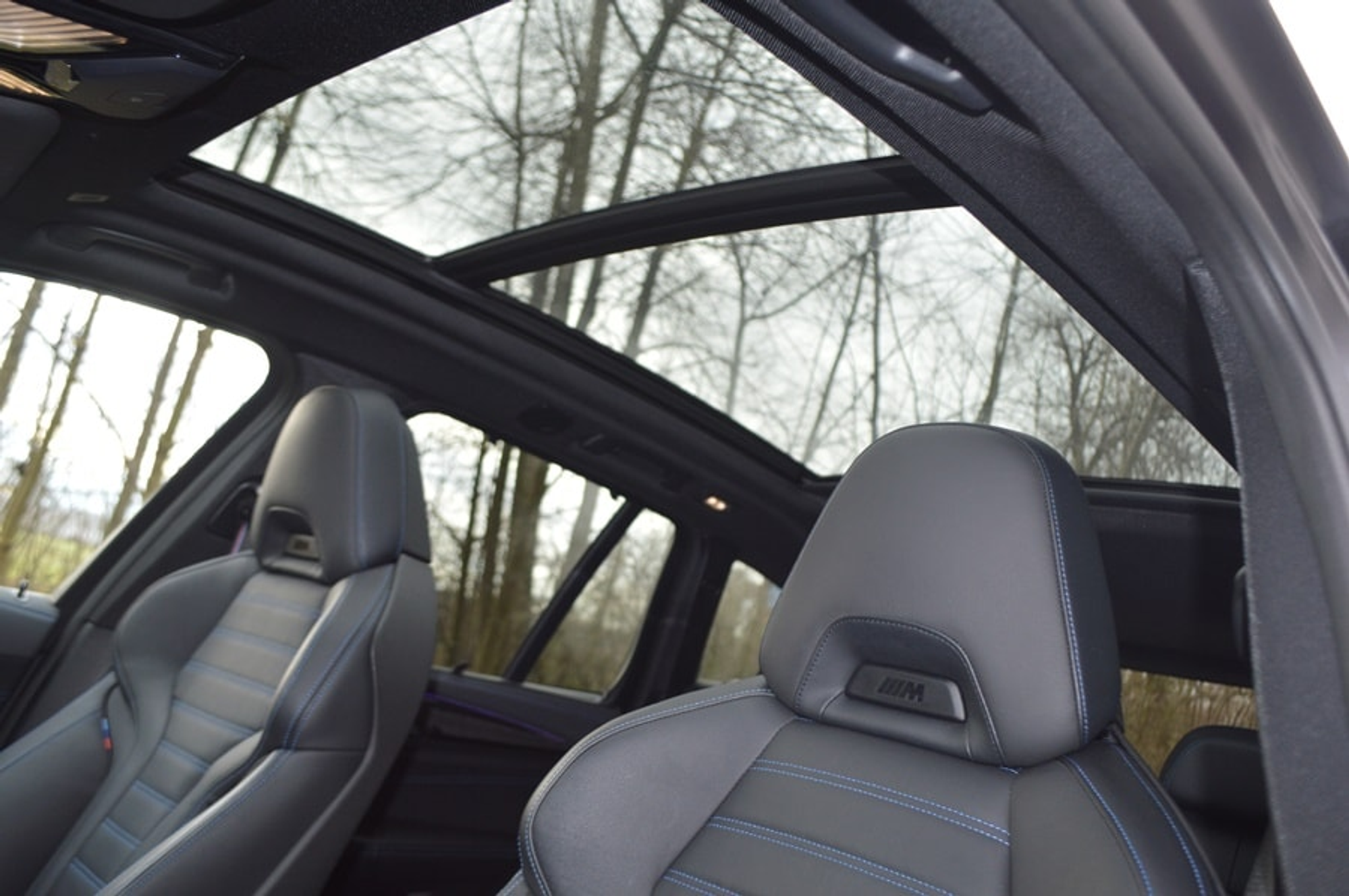 listing desktop thumbnail image 5