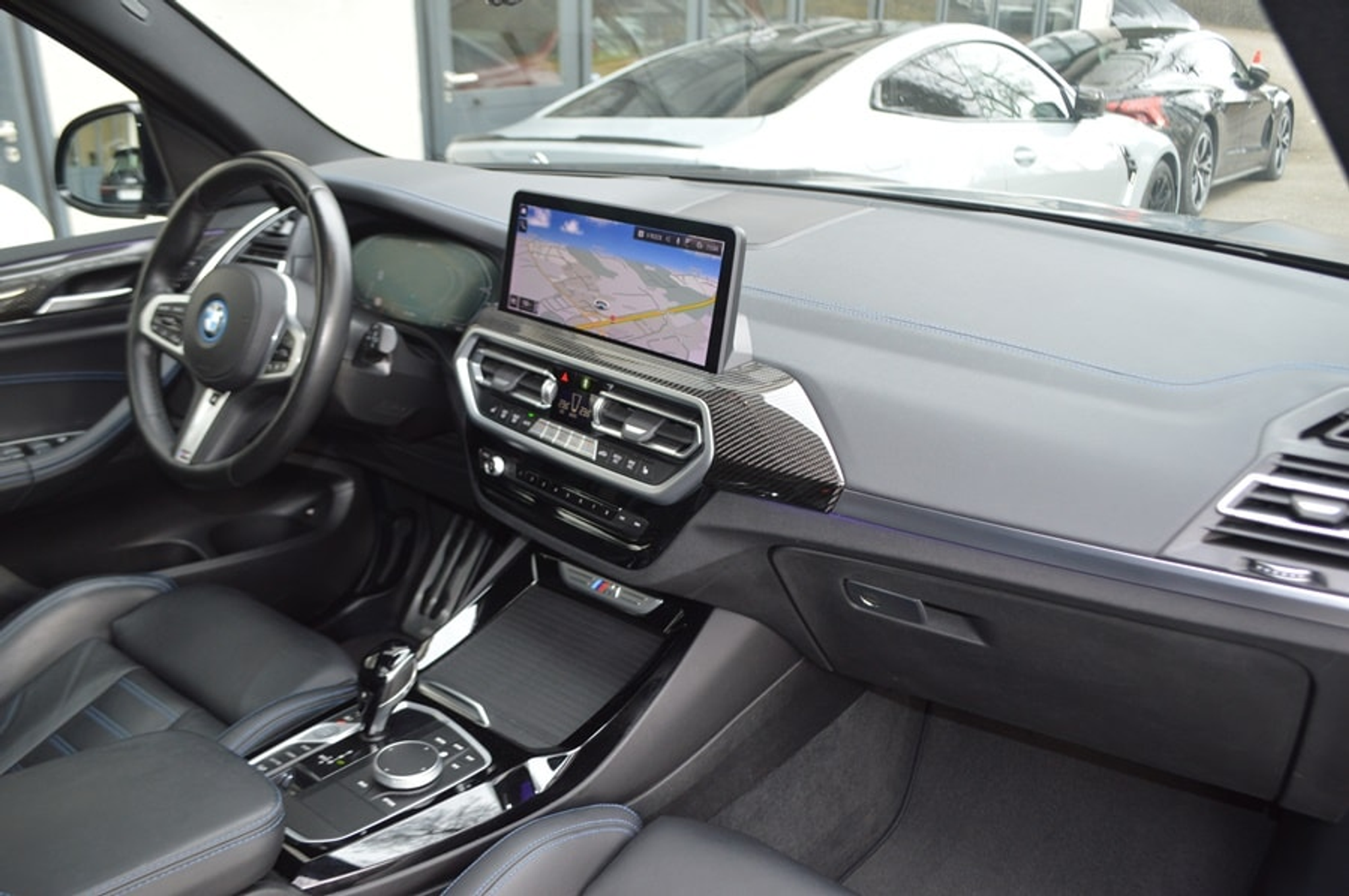 listing desktop thumbnail image 7