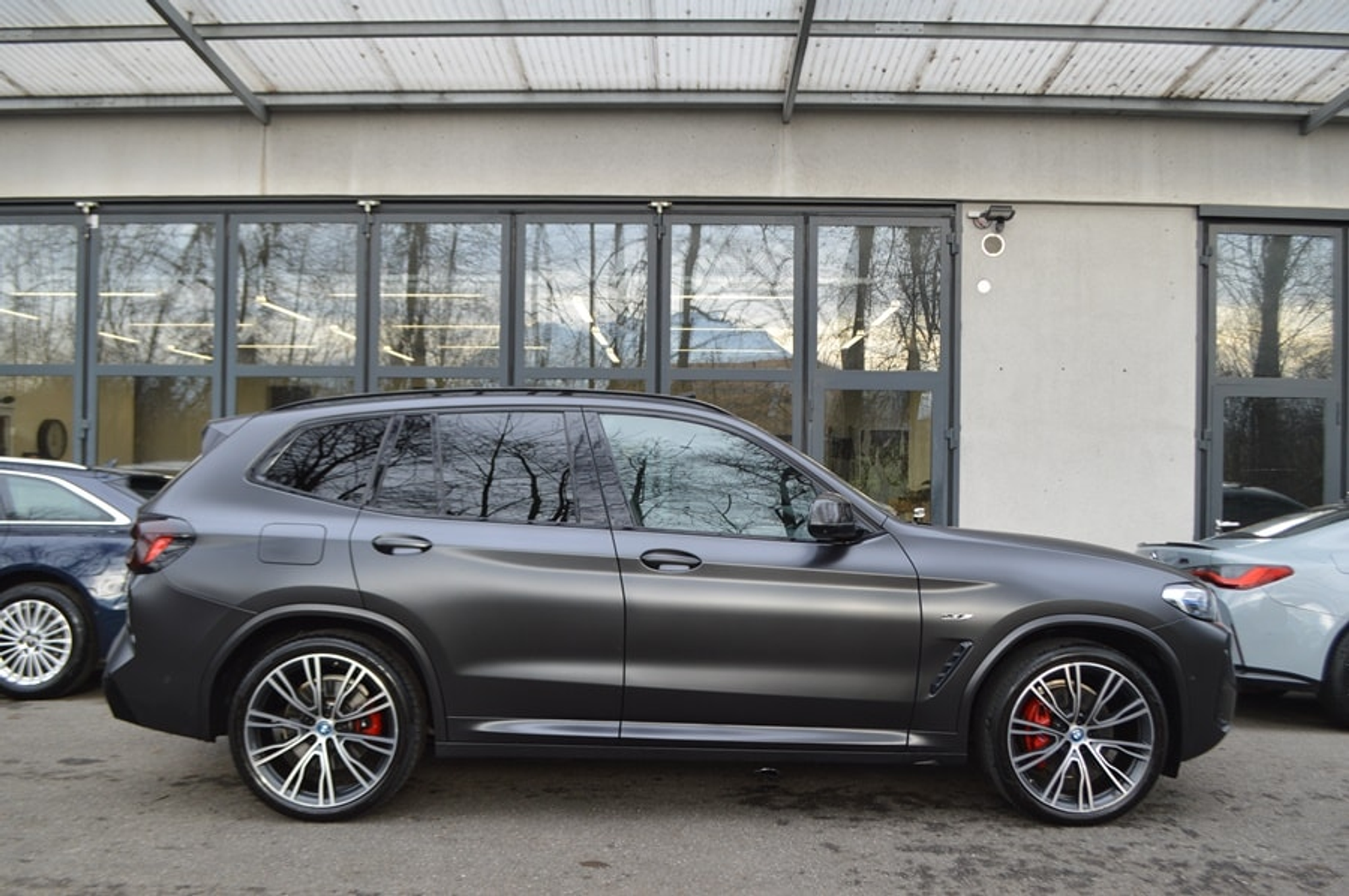 listing desktop thumbnail image 13