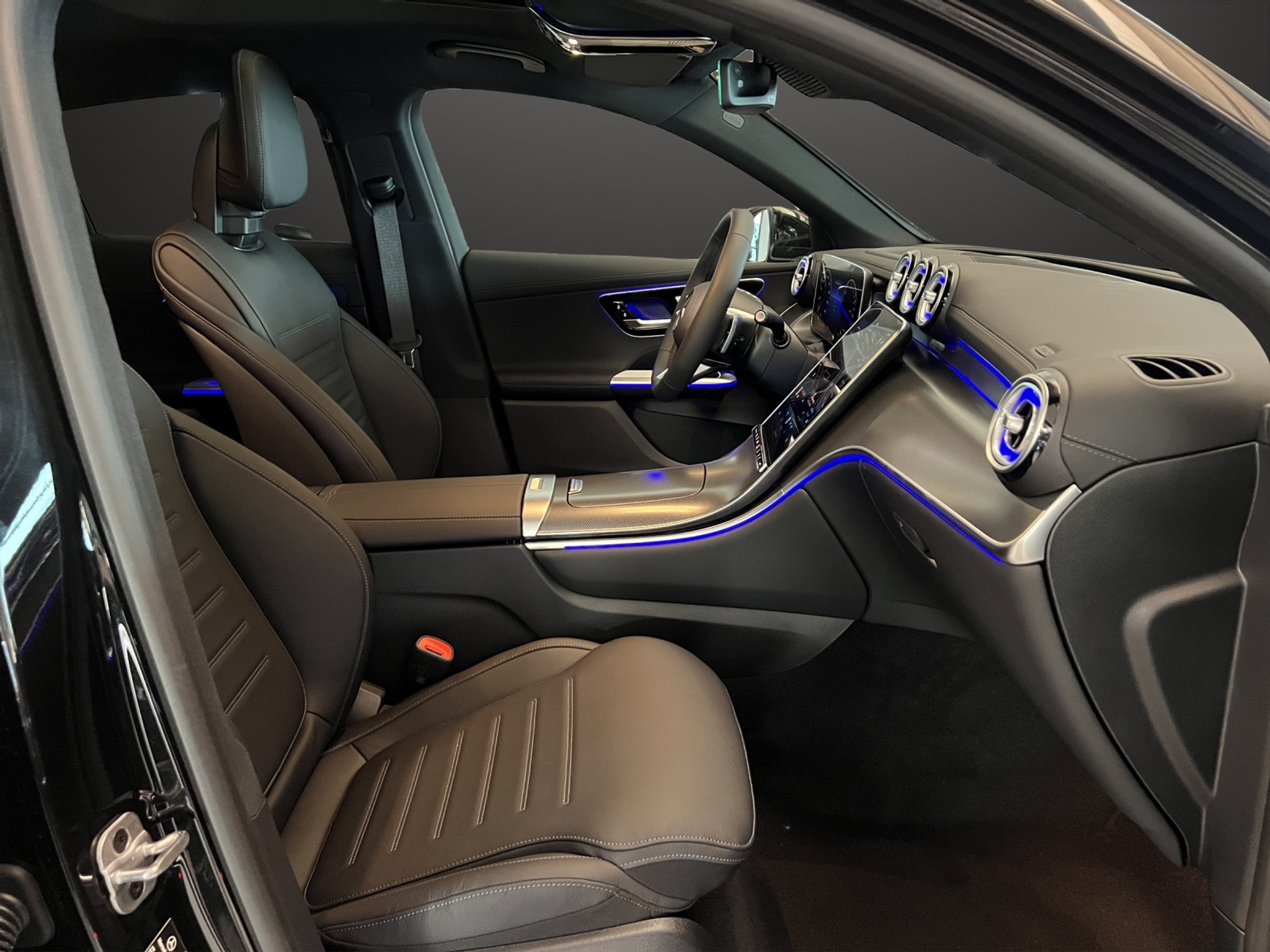 listing desktop thumbnail image 10