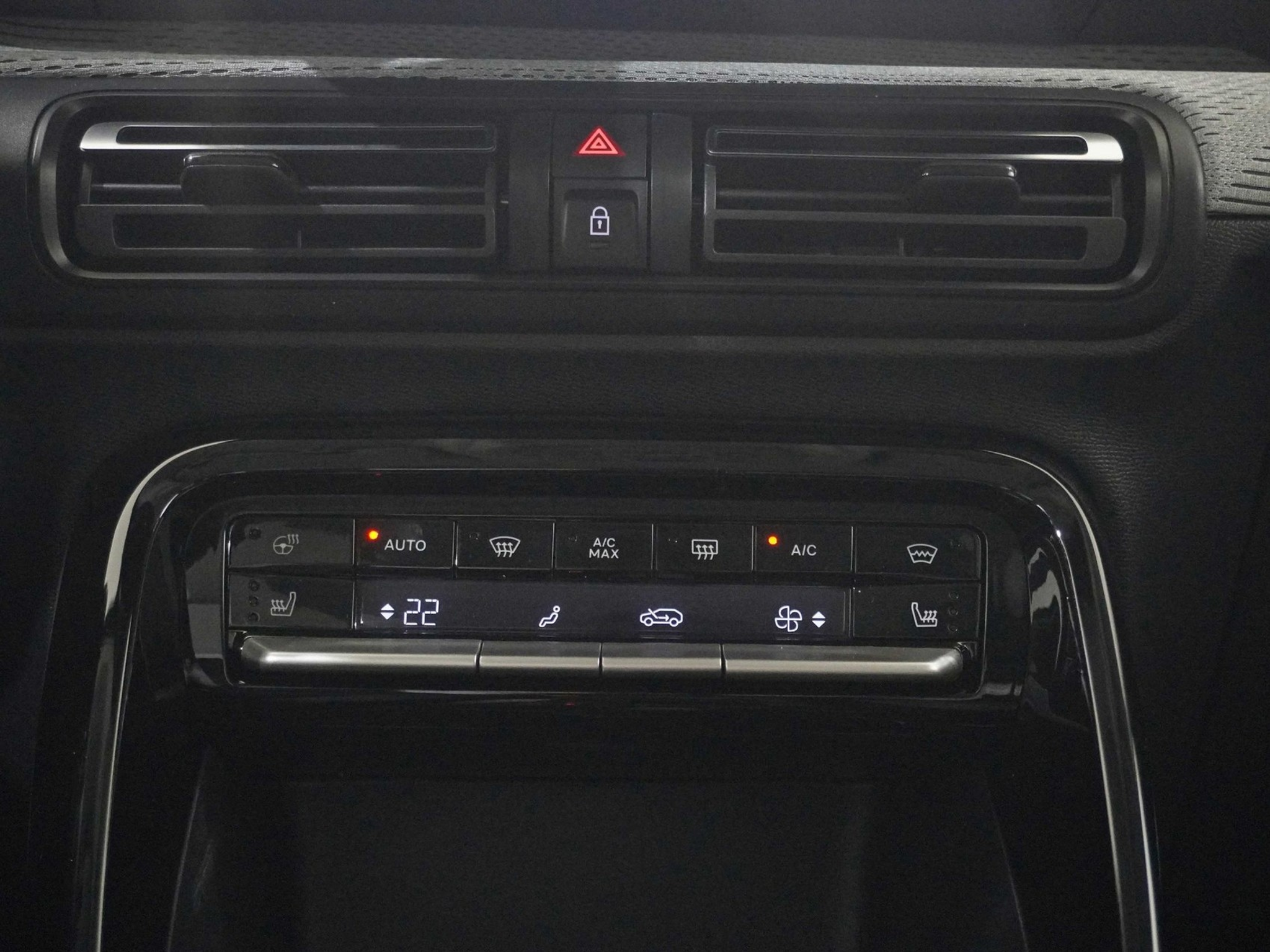 listing desktop thumbnail image 14