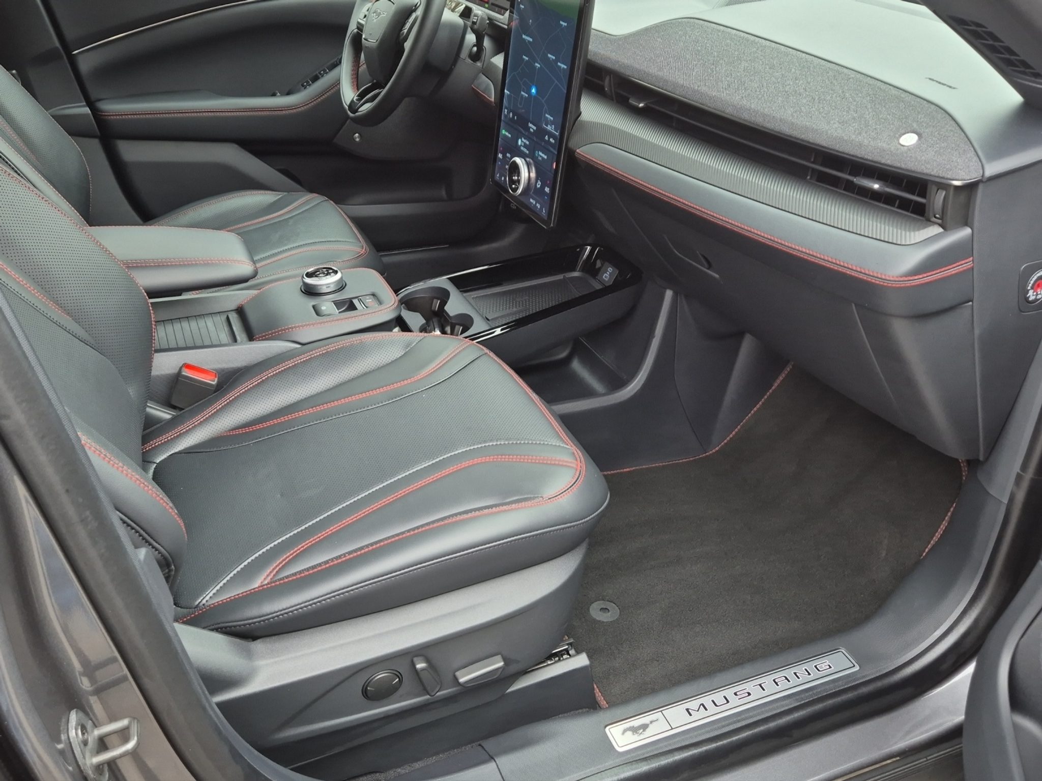 listing desktop thumbnail image 17