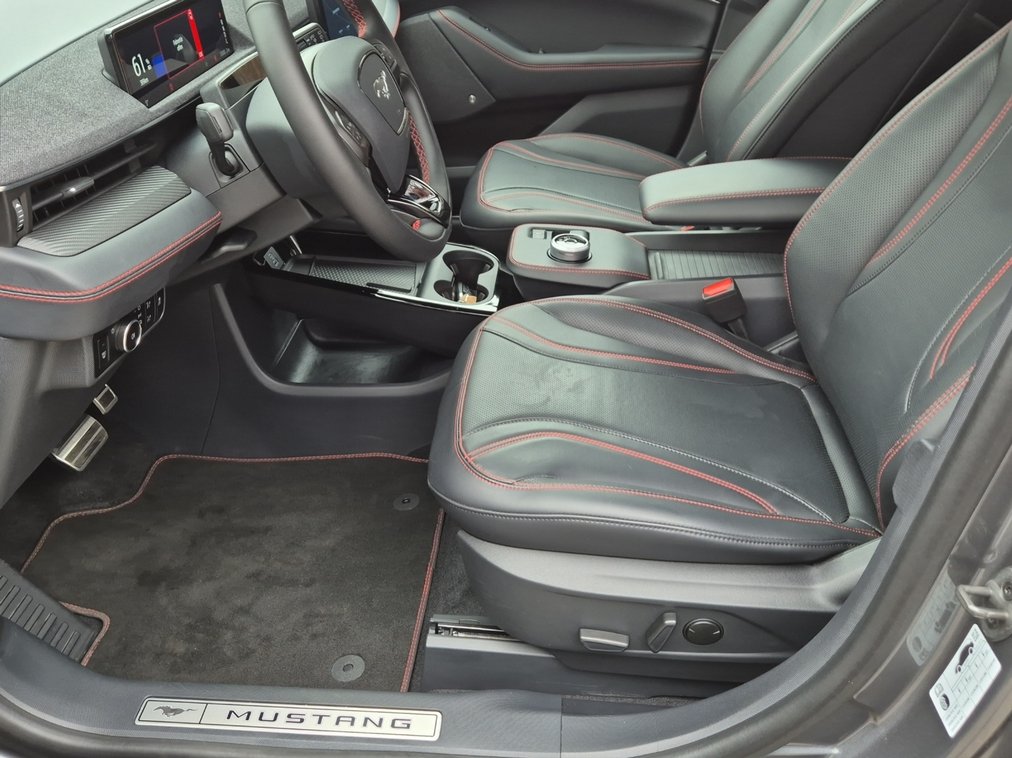 listing desktop thumbnail image 8