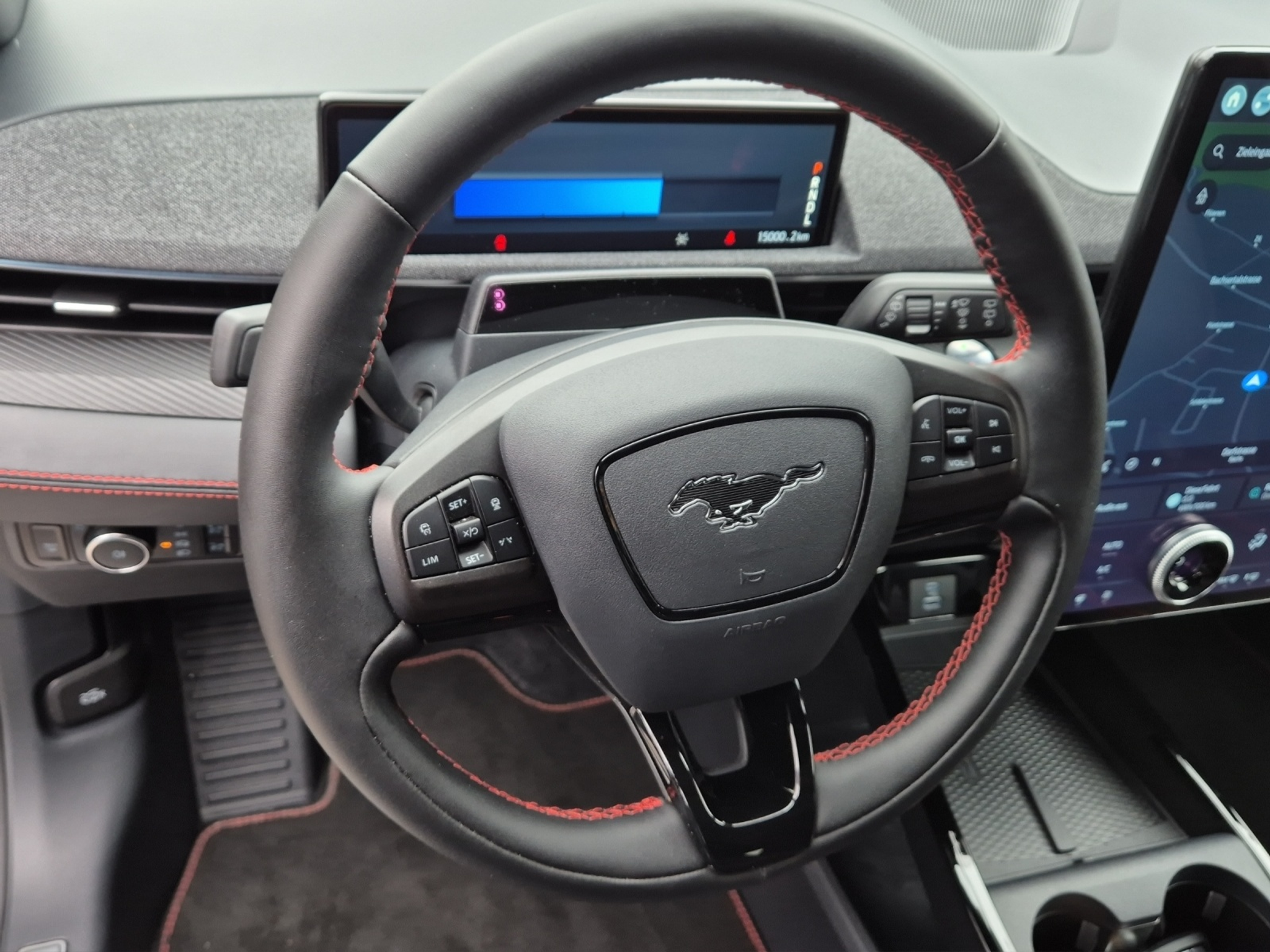 listing desktop thumbnail image 9