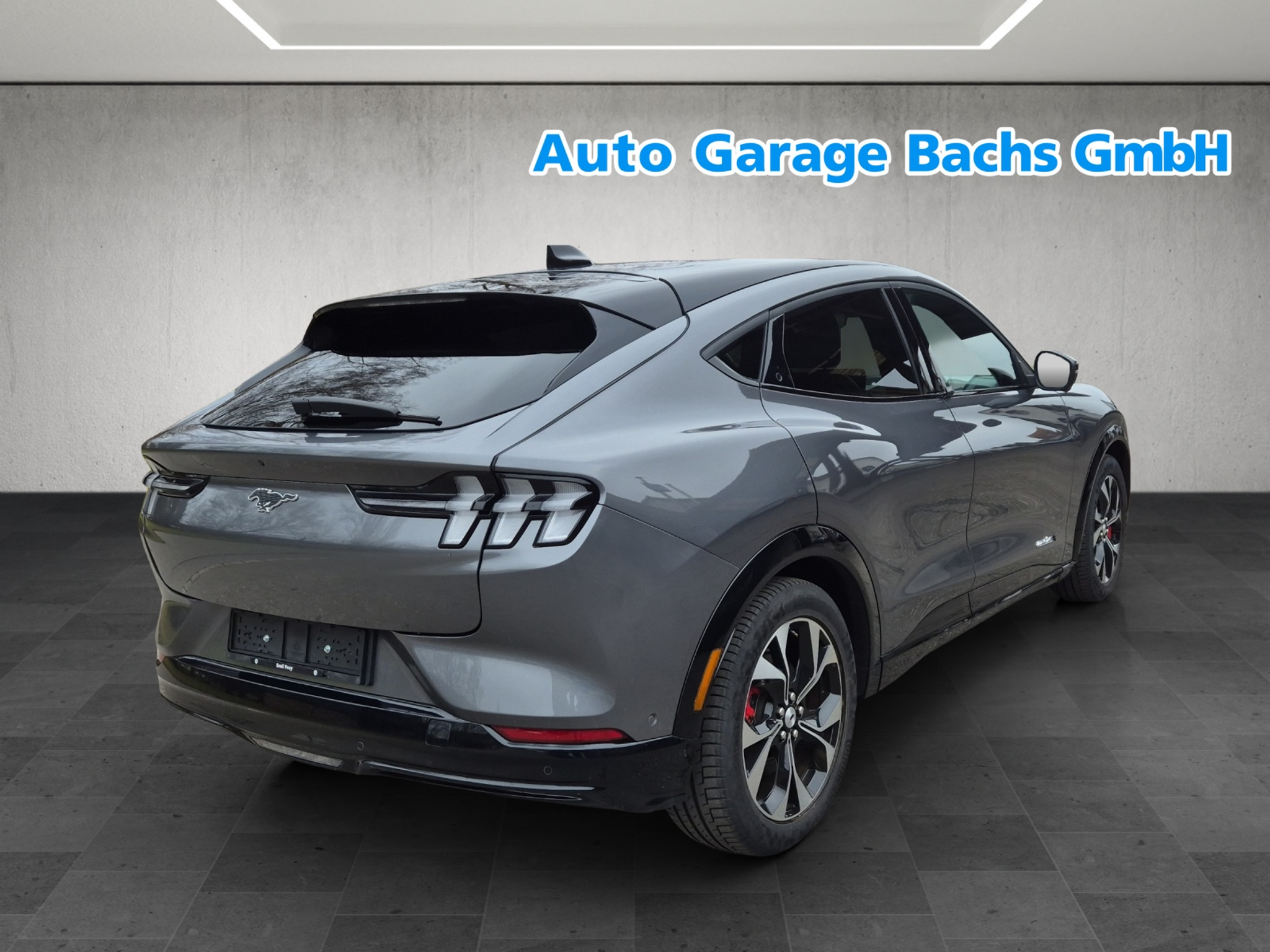 listing desktop thumbnail image 4