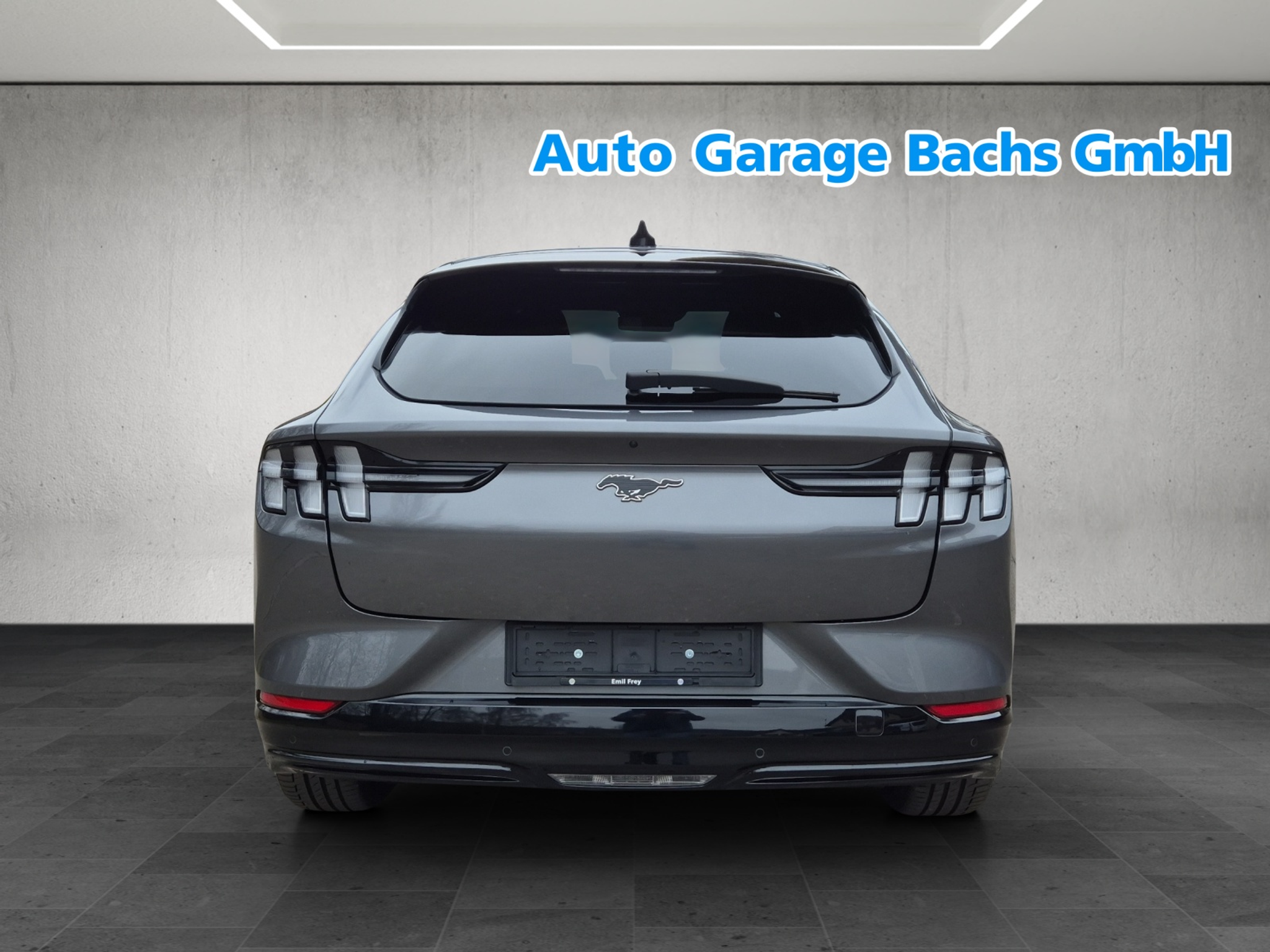 listing desktop thumbnail image 3