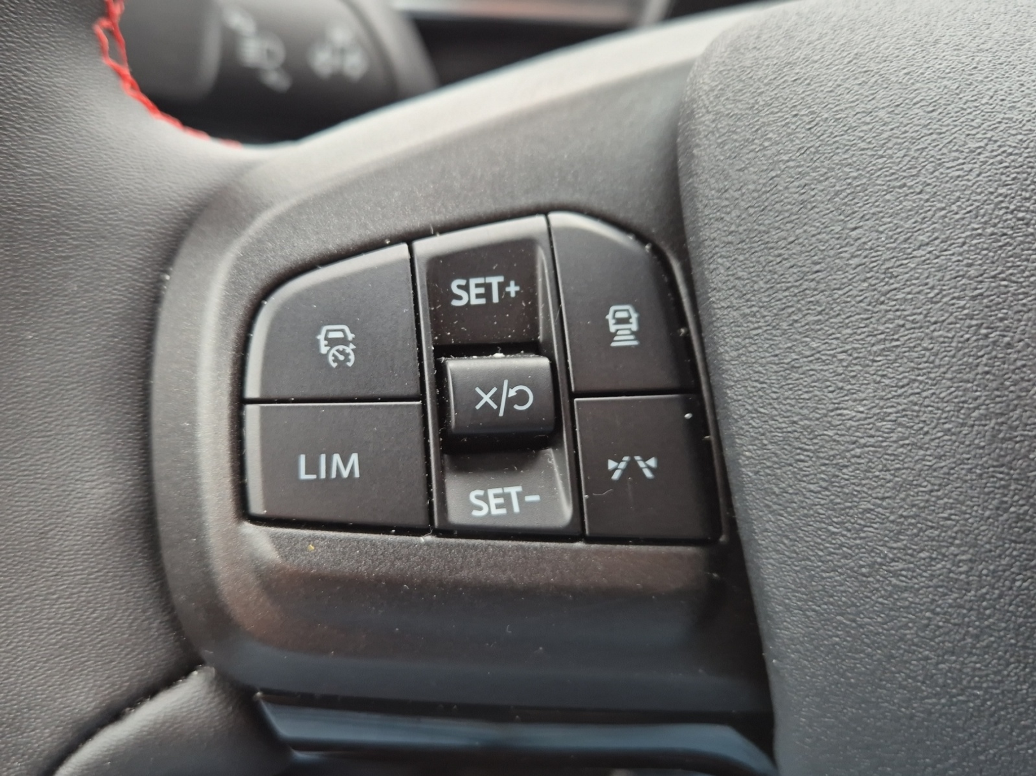 listing desktop thumbnail image 11