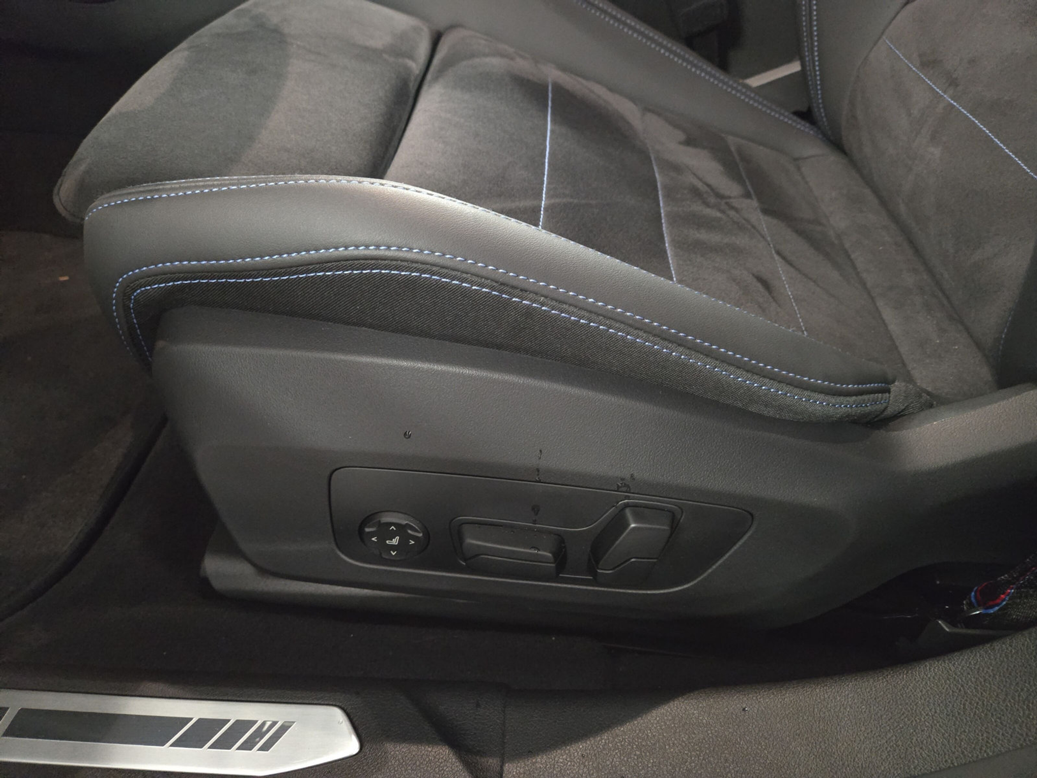 listing desktop thumbnail image 18