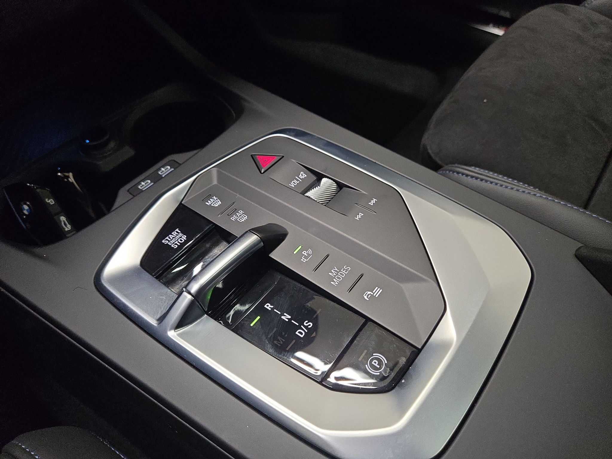 listing desktop thumbnail image 10