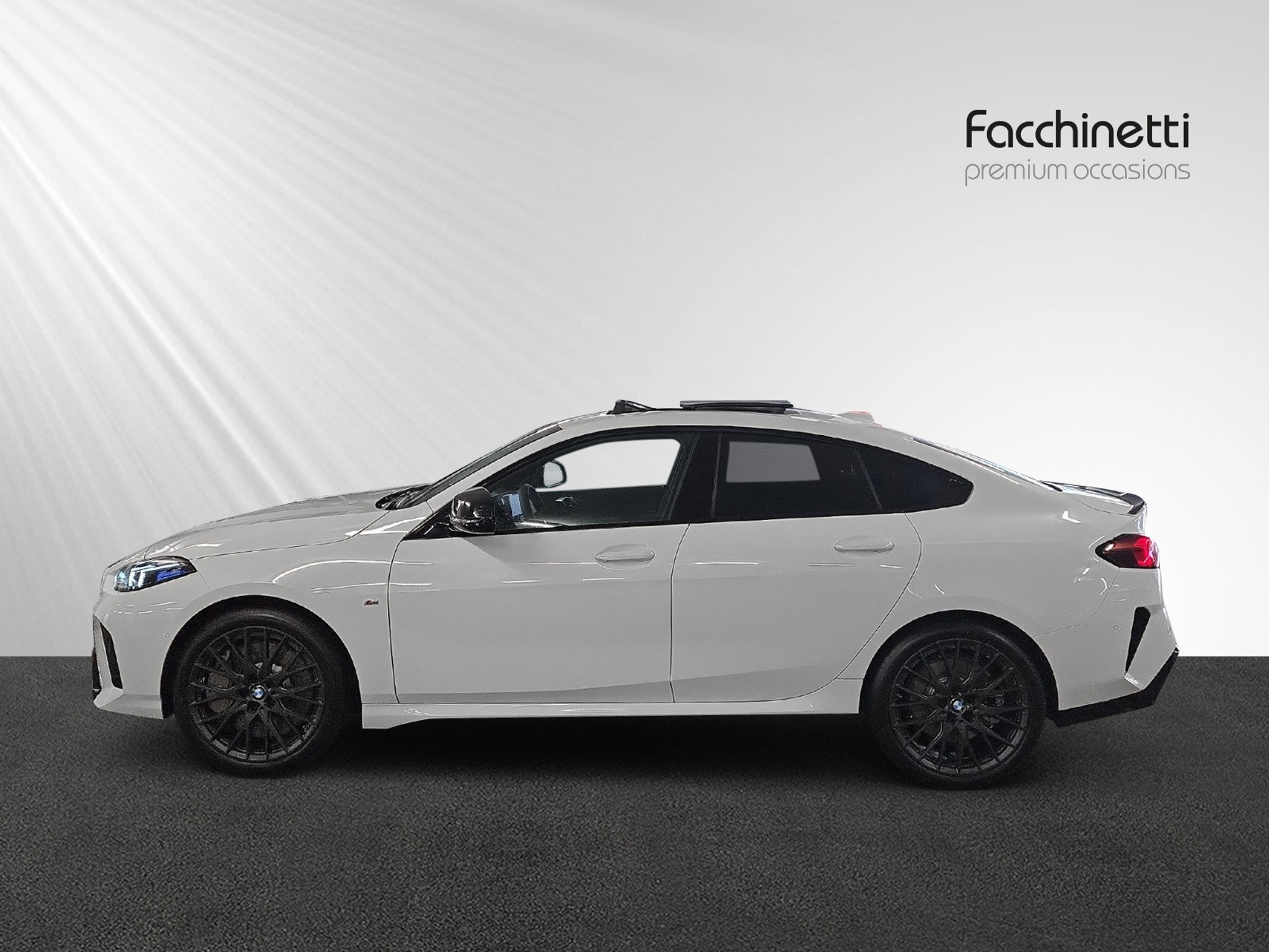 listing desktop thumbnail image 1