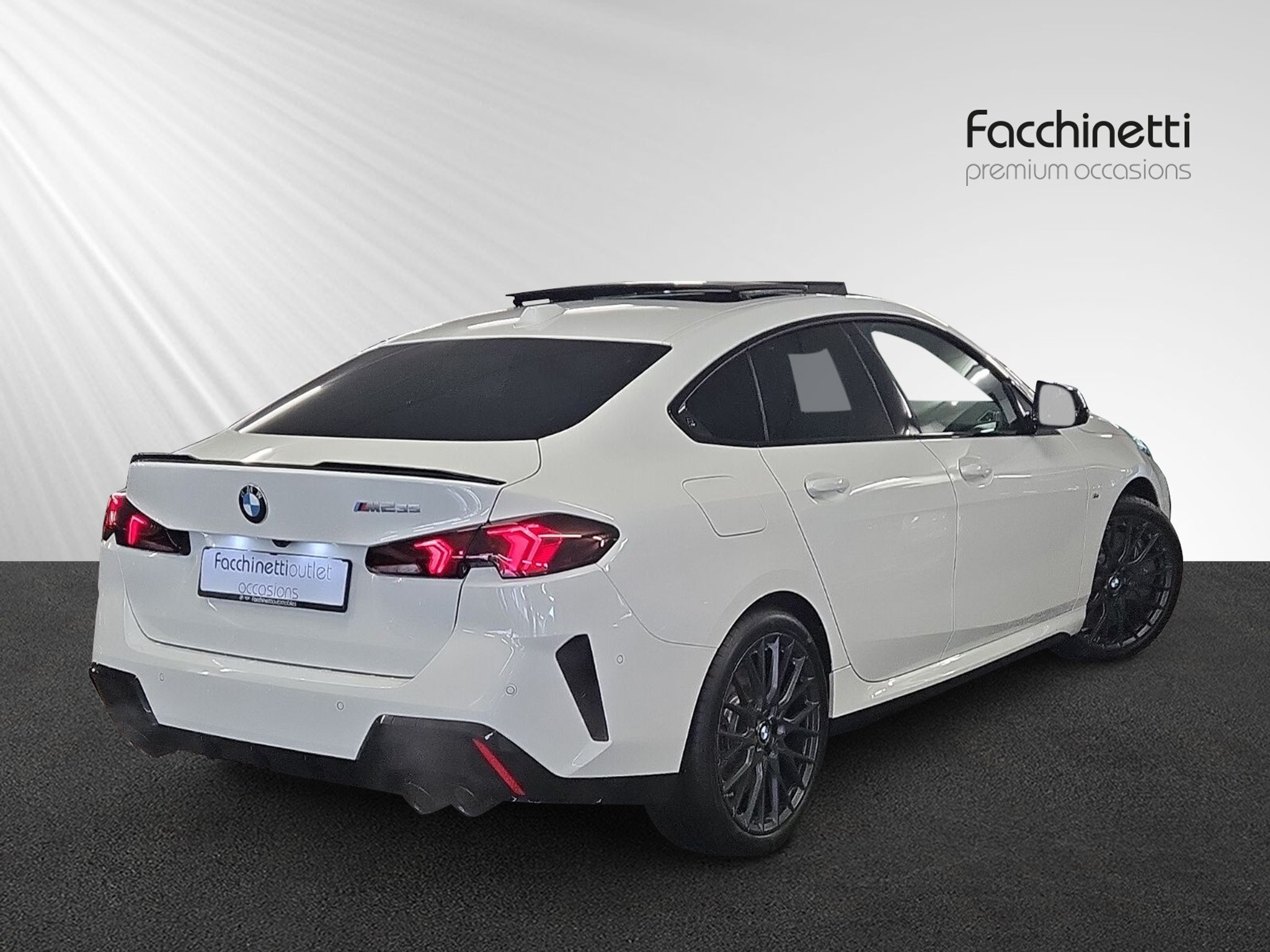 listing desktop thumbnail image 2