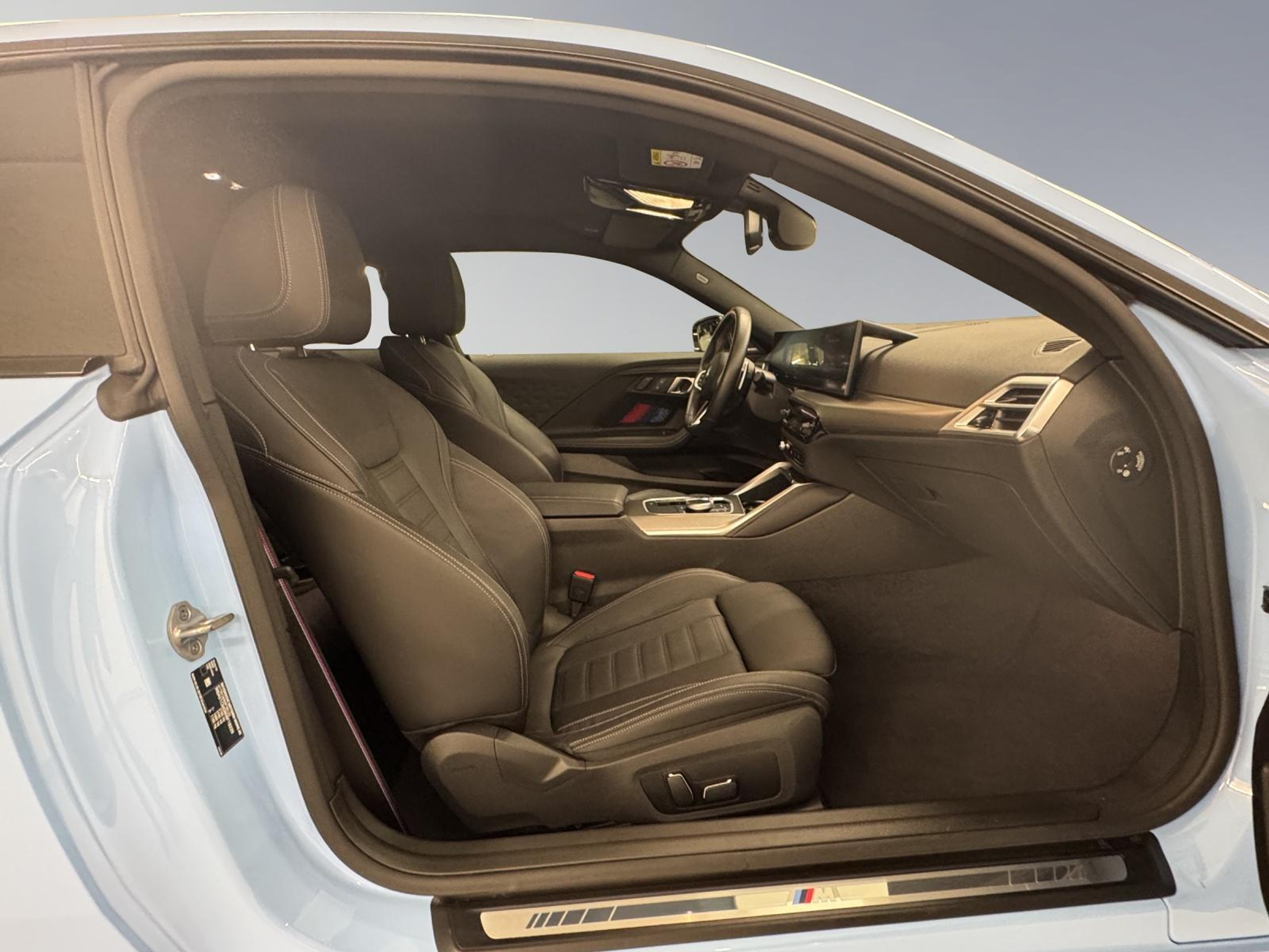 listing desktop thumbnail image 14