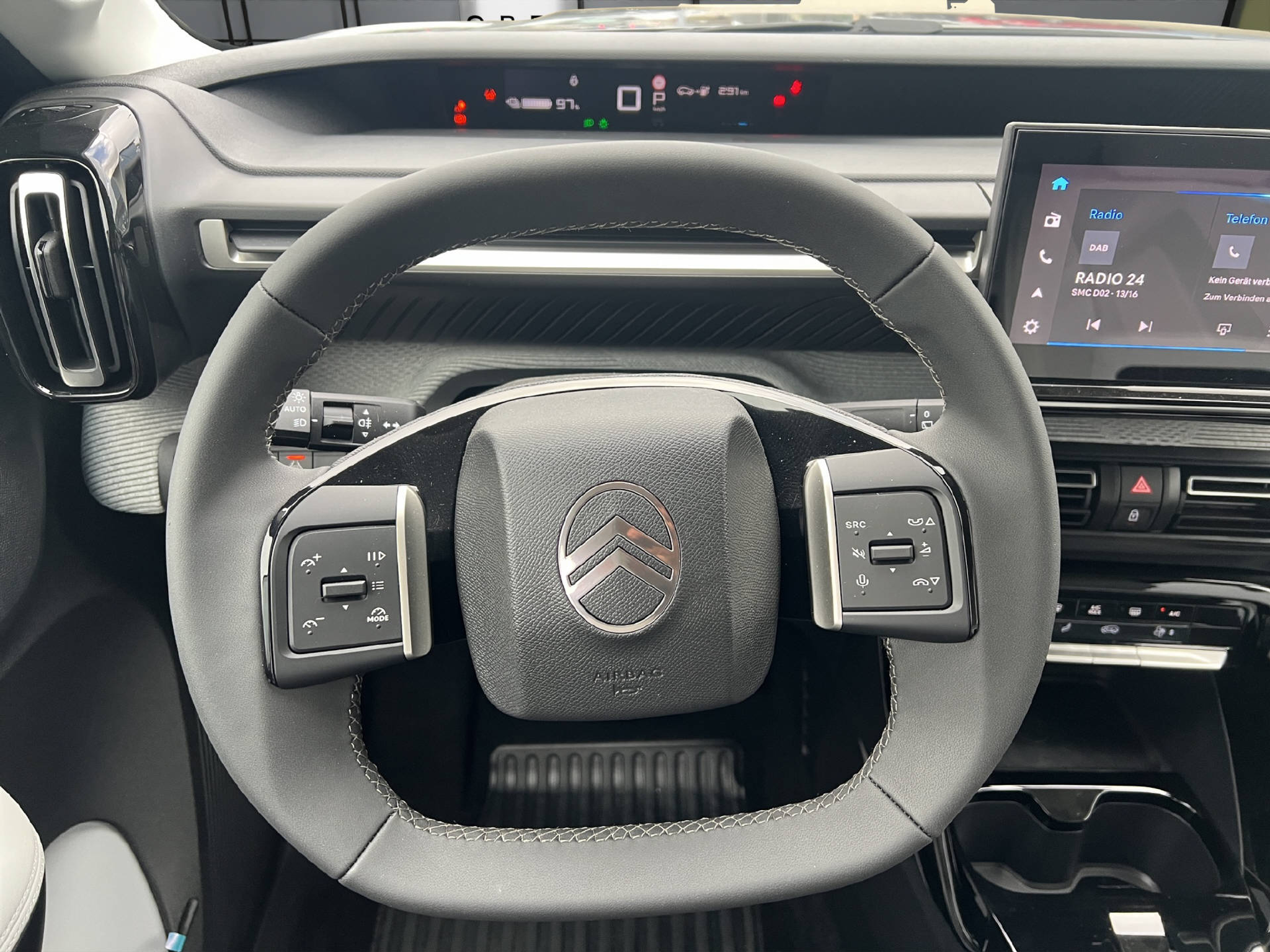 listing desktop thumbnail image 9