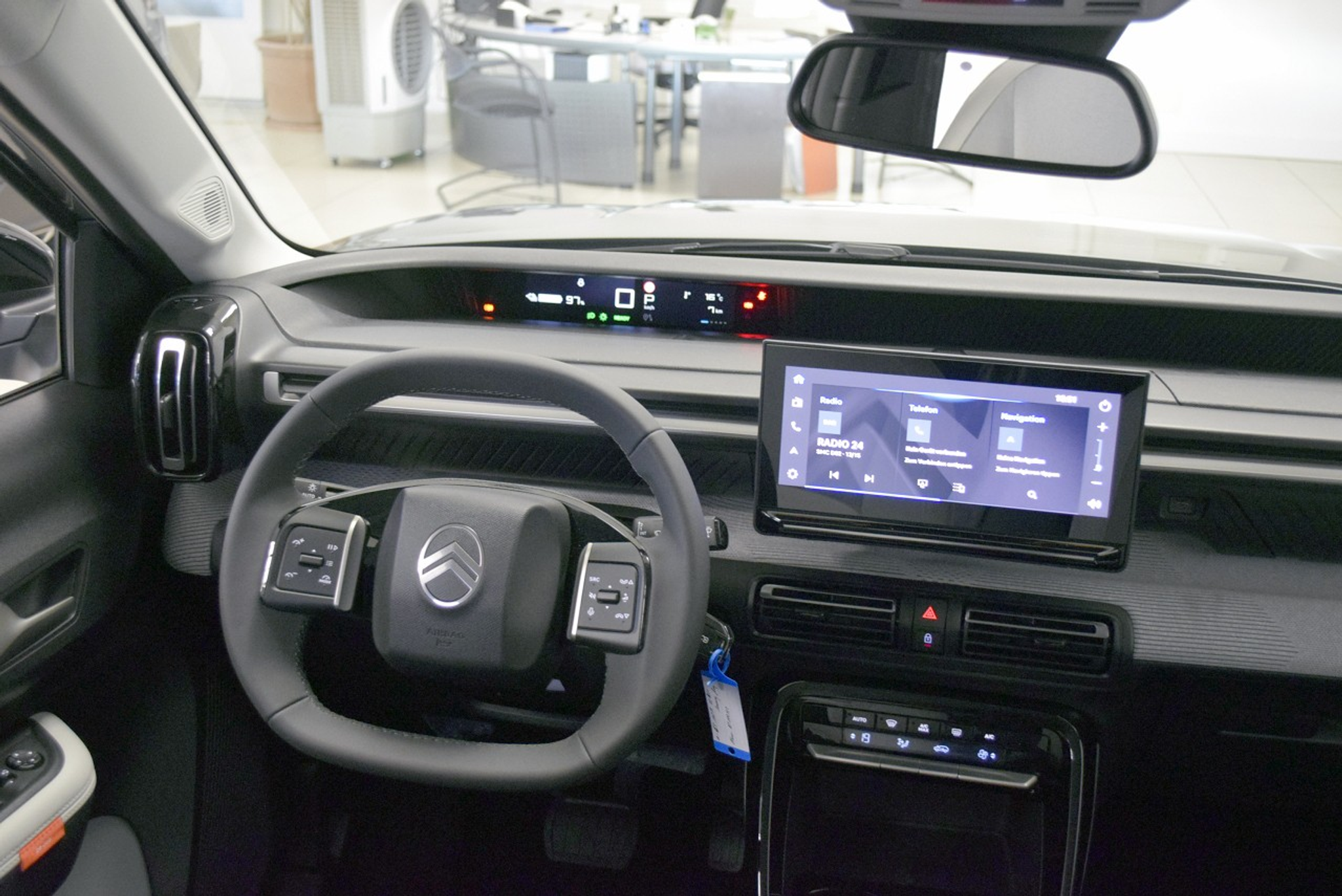 listing desktop thumbnail image 6