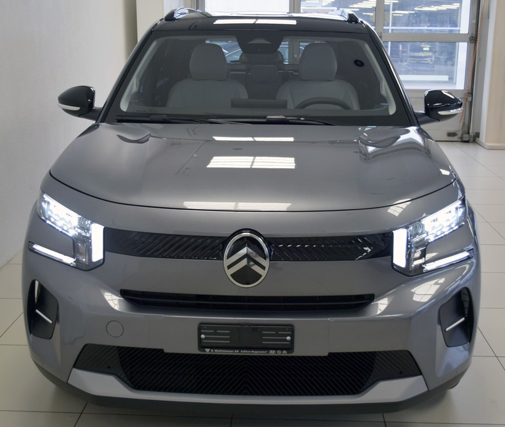 listing desktop thumbnail image 1