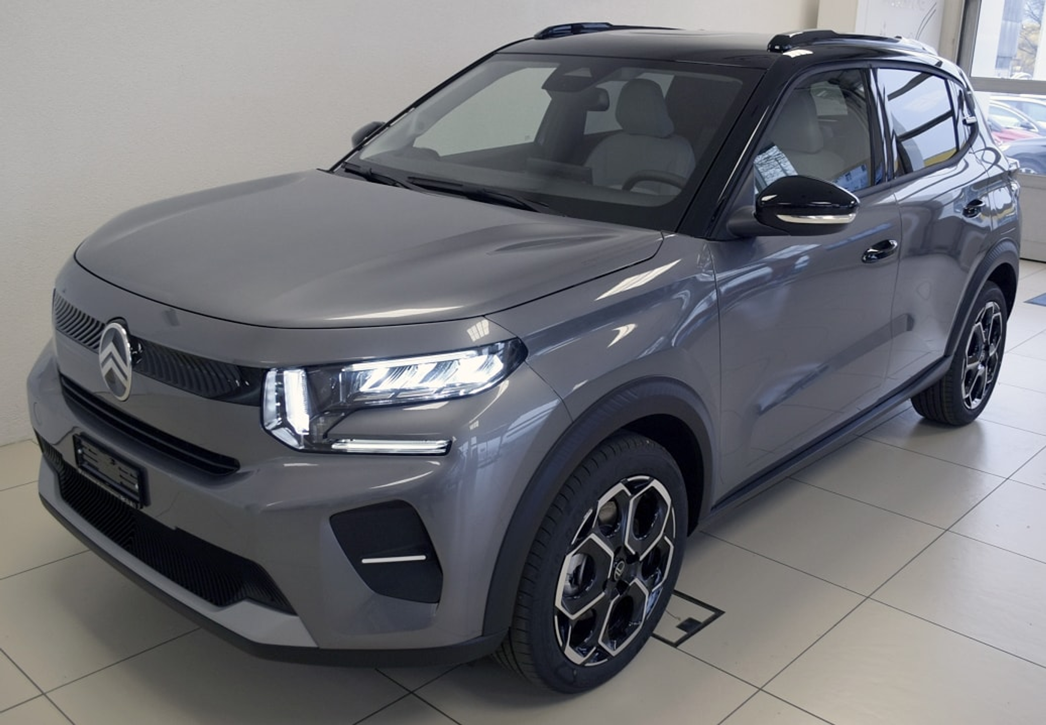 listing desktop thumbnail image 2