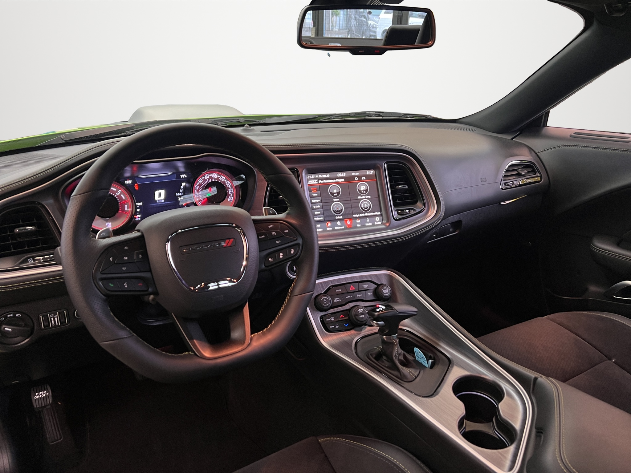 listing desktop thumbnail image 10