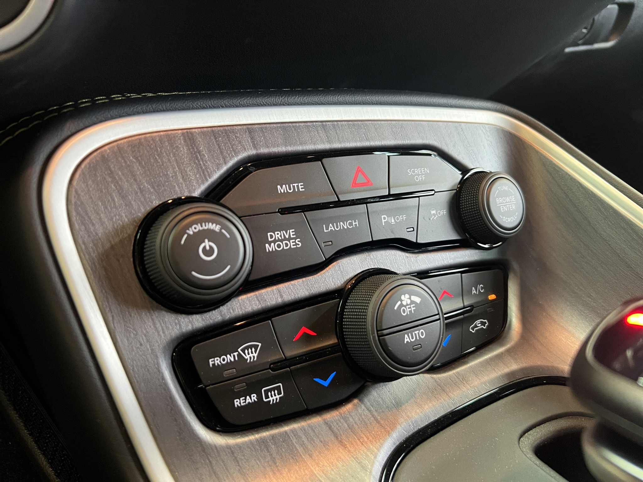 listing desktop thumbnail image 9