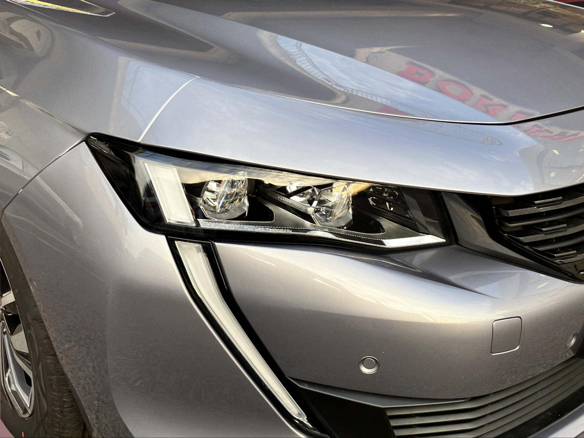 listing desktop thumbnail image 11