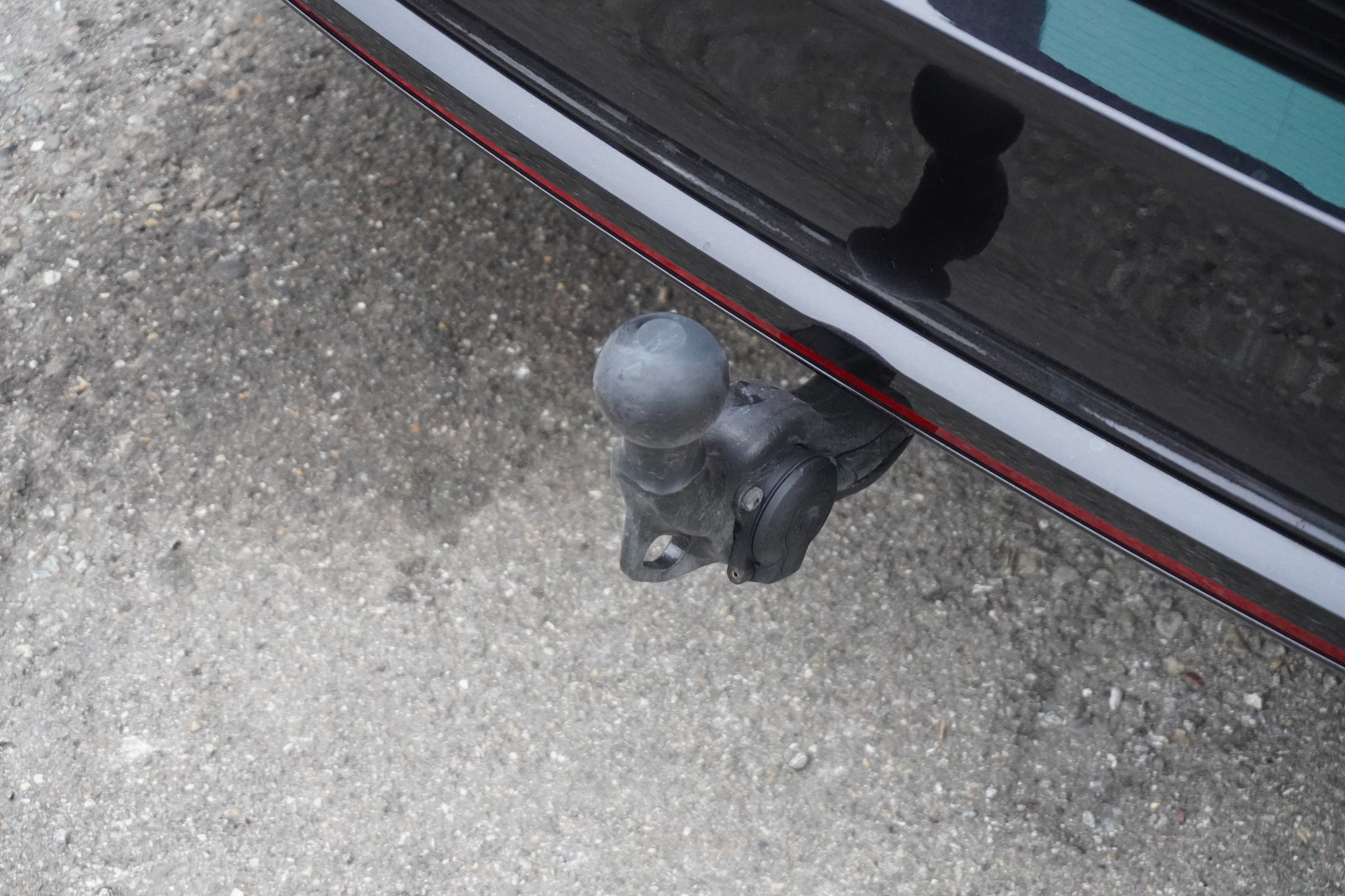 listing desktop thumbnail image 11